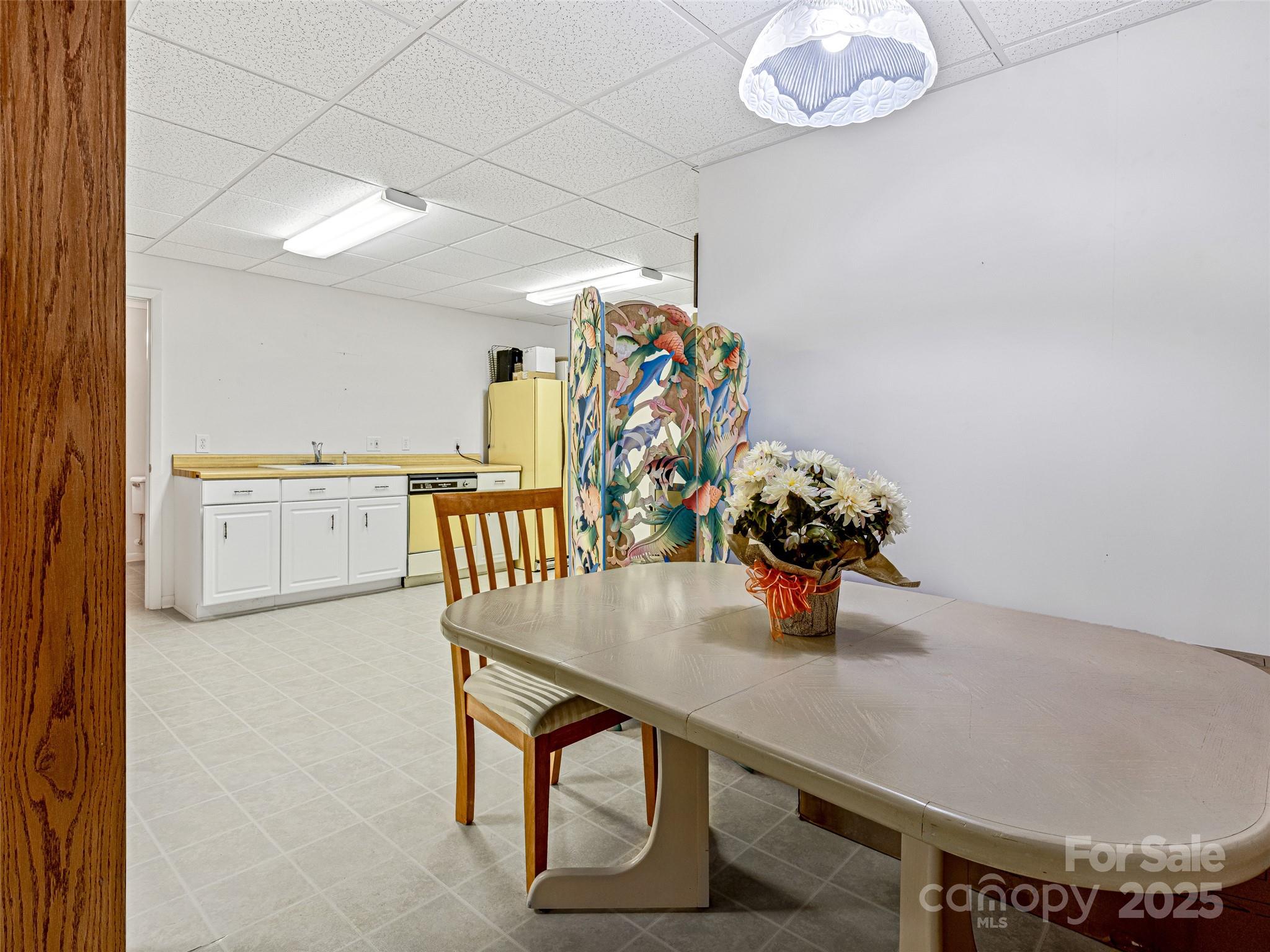 405 Crowfields Drive