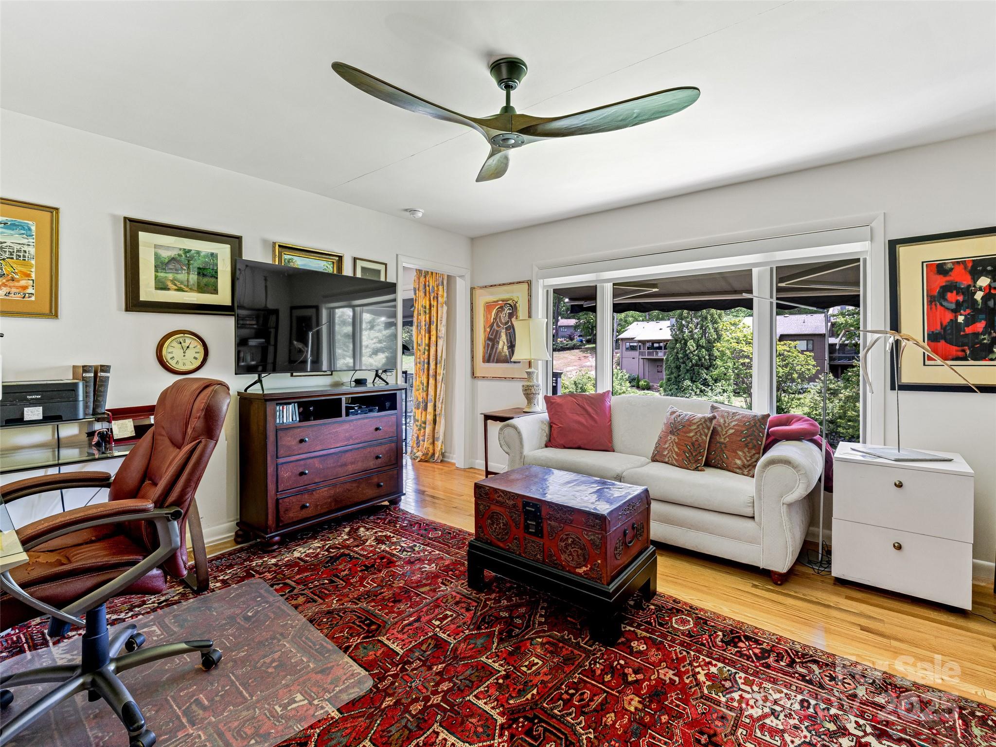 405 Crowfields Drive