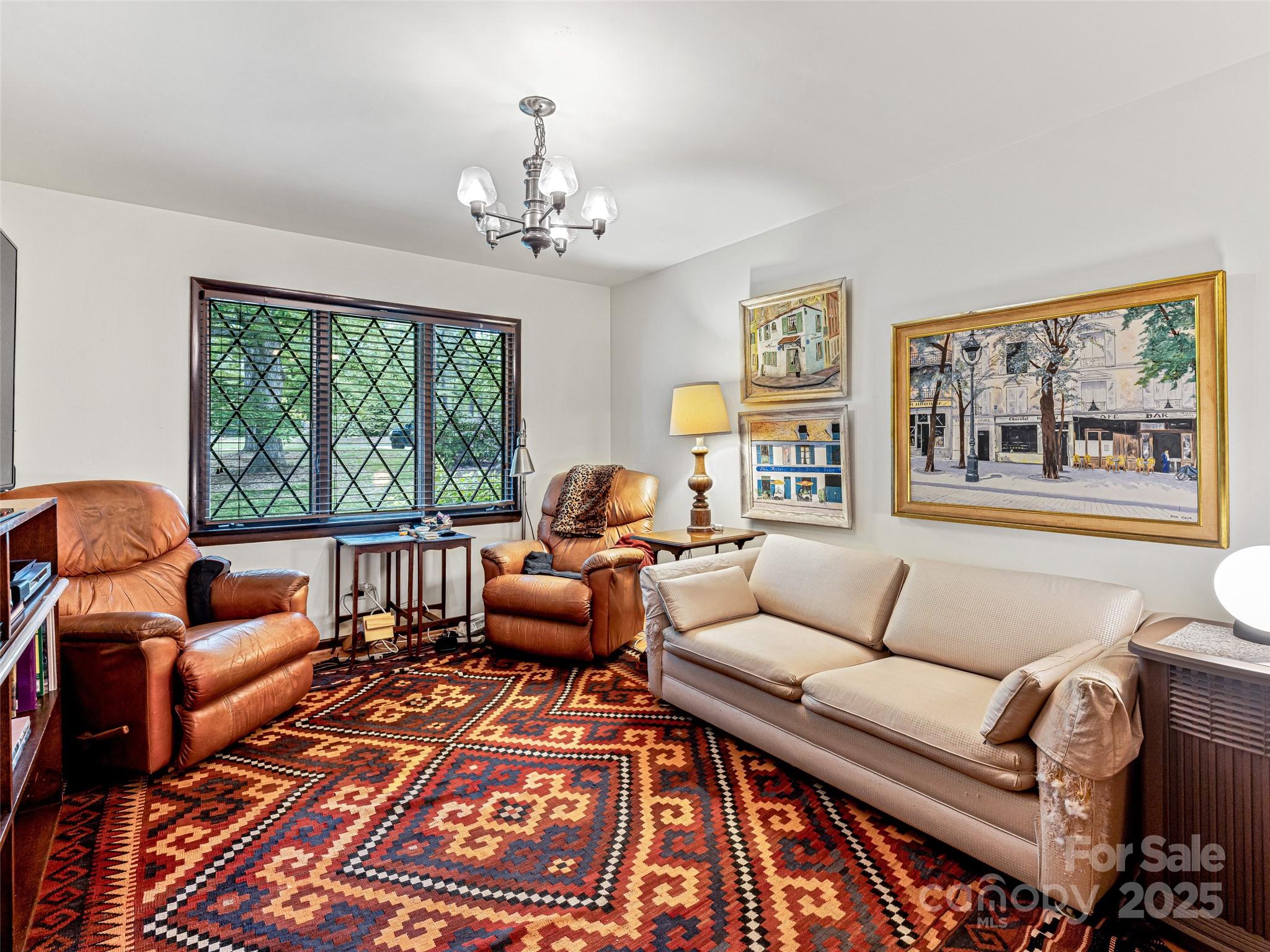 405 Crowfields Drive