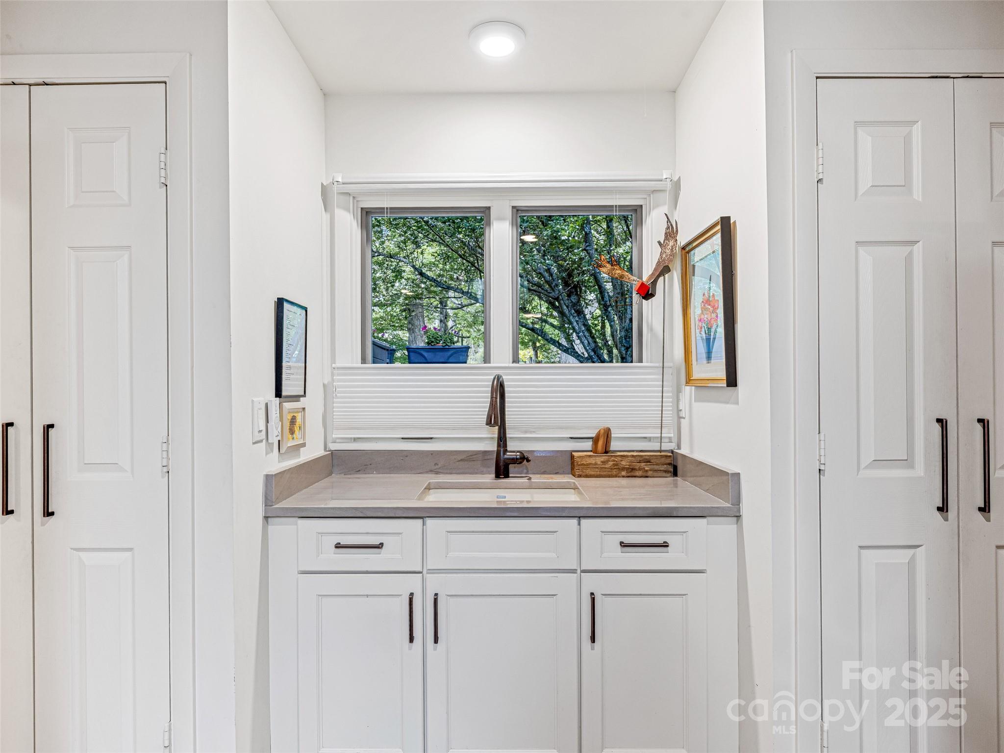 405 Crowfields Drive