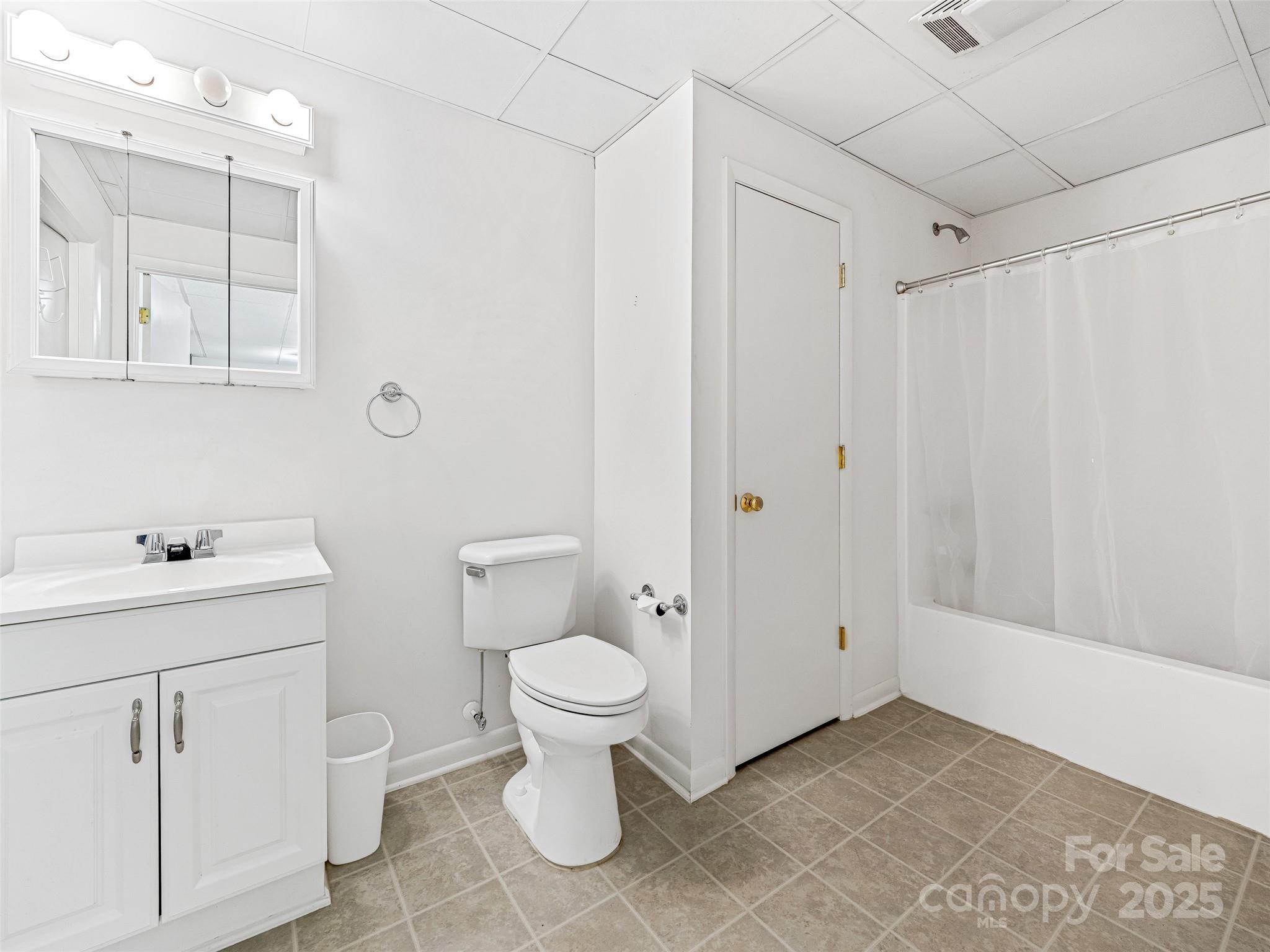 405 Crowfields Drive