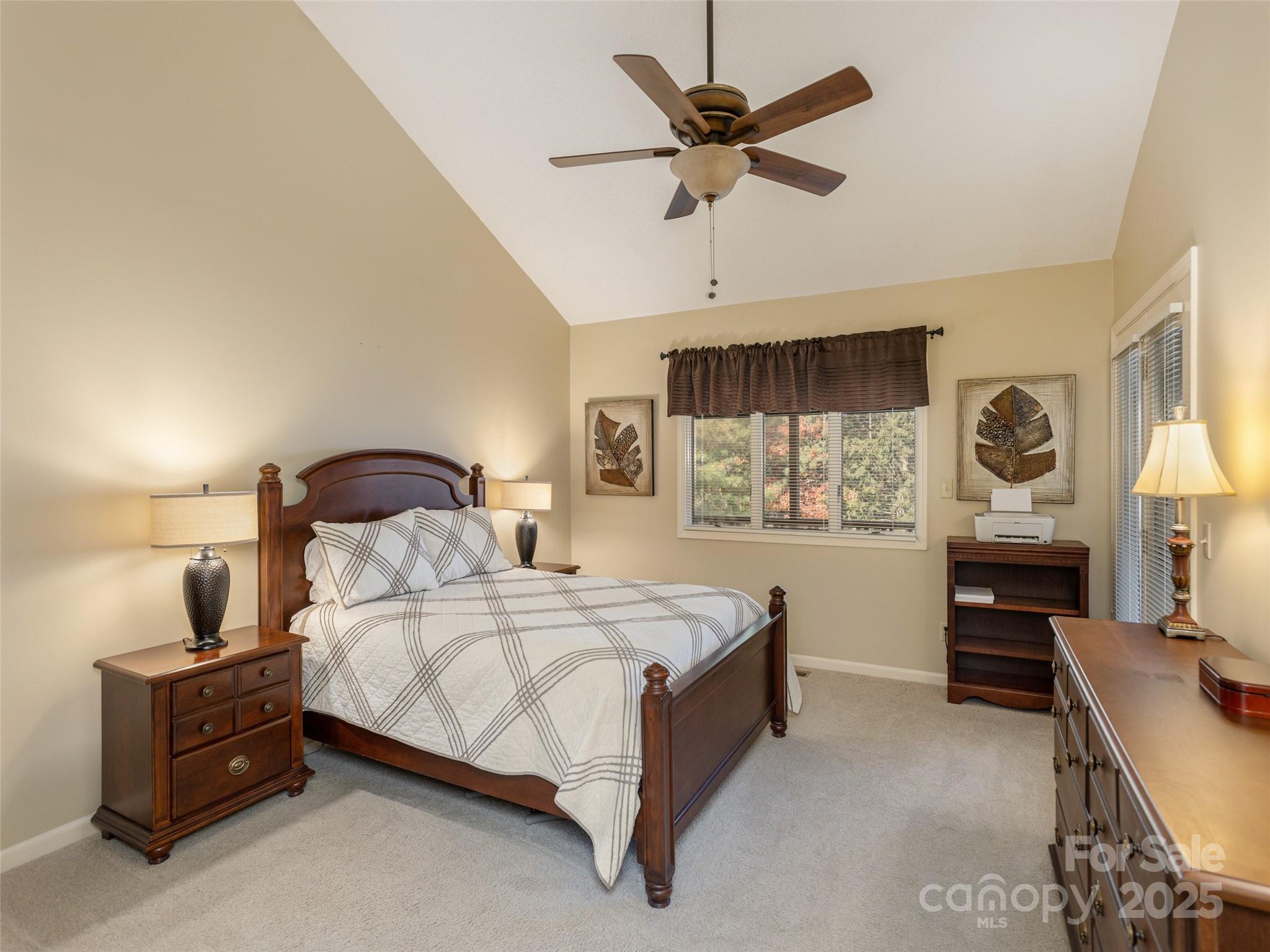 303 N Scarlet Oak Lane