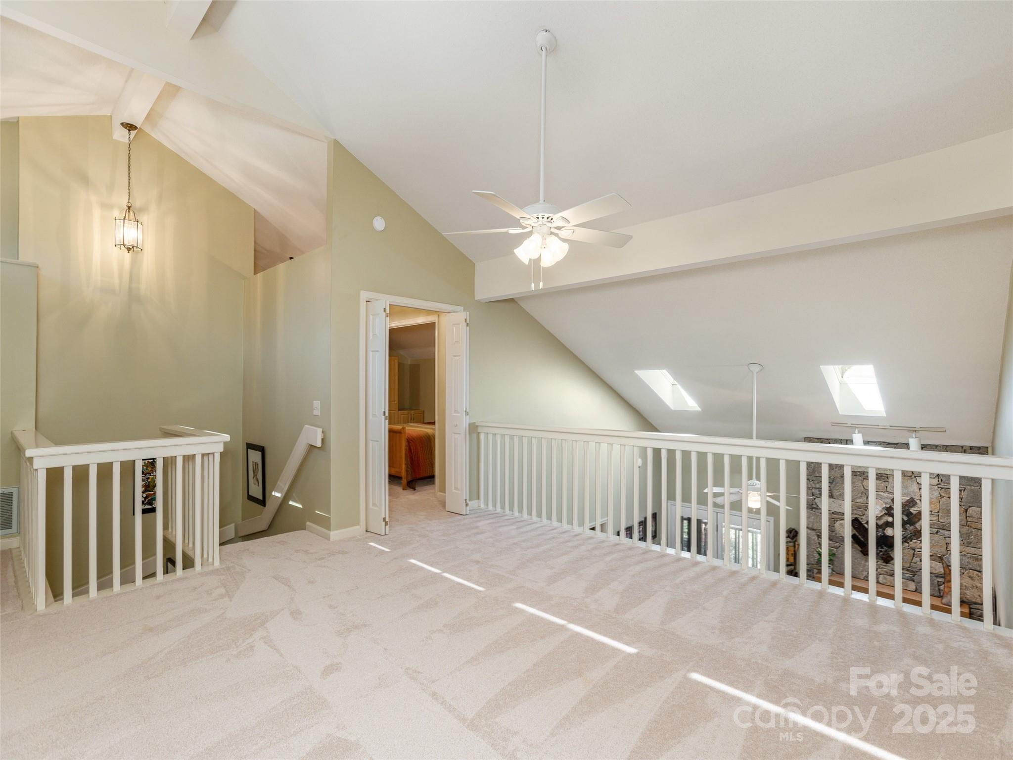303 N Scarlet Oak Lane
