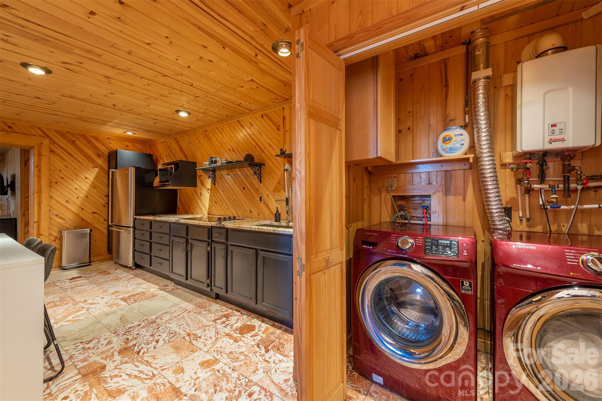 2338 El Miner Drive