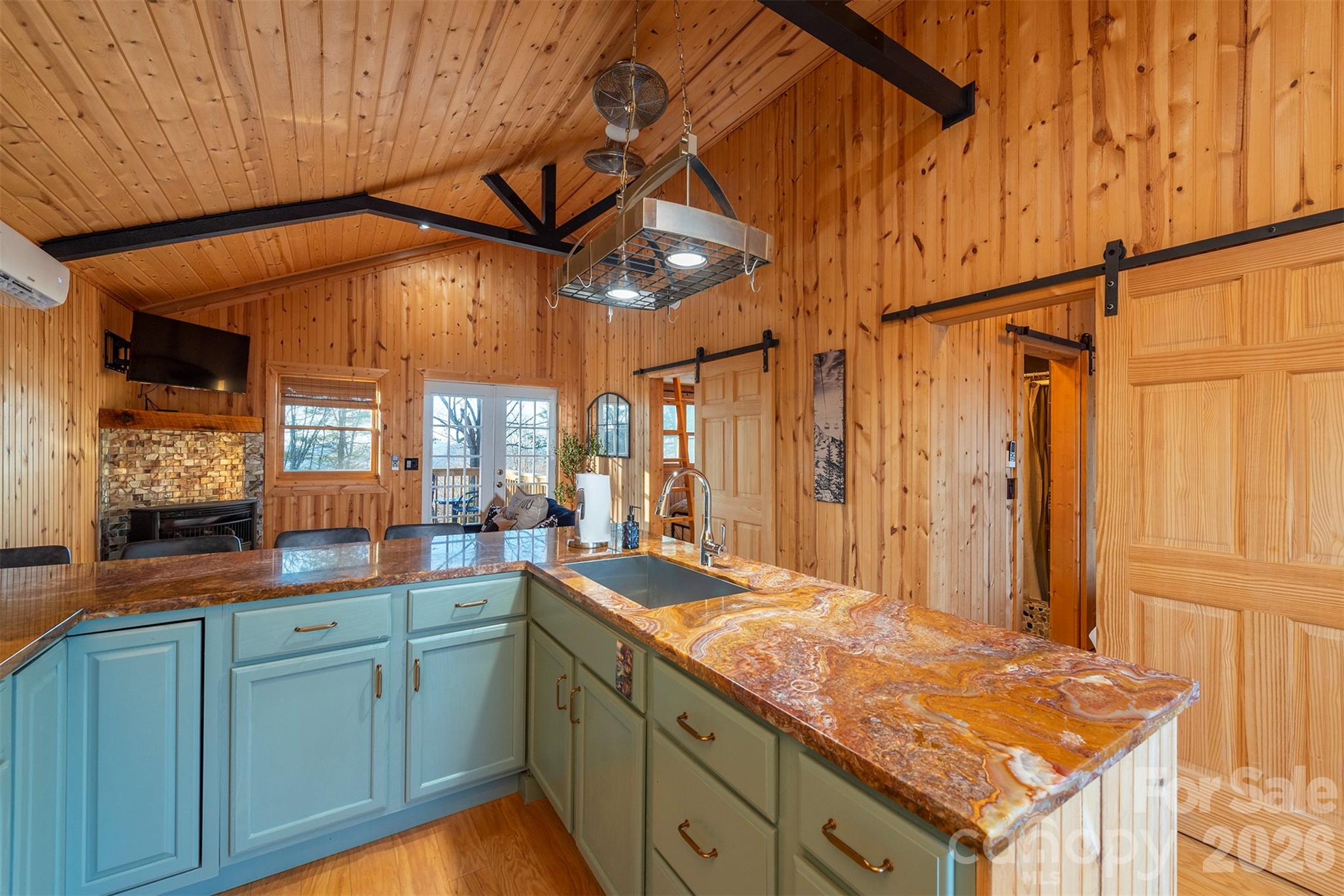 2338 El Miner Drive