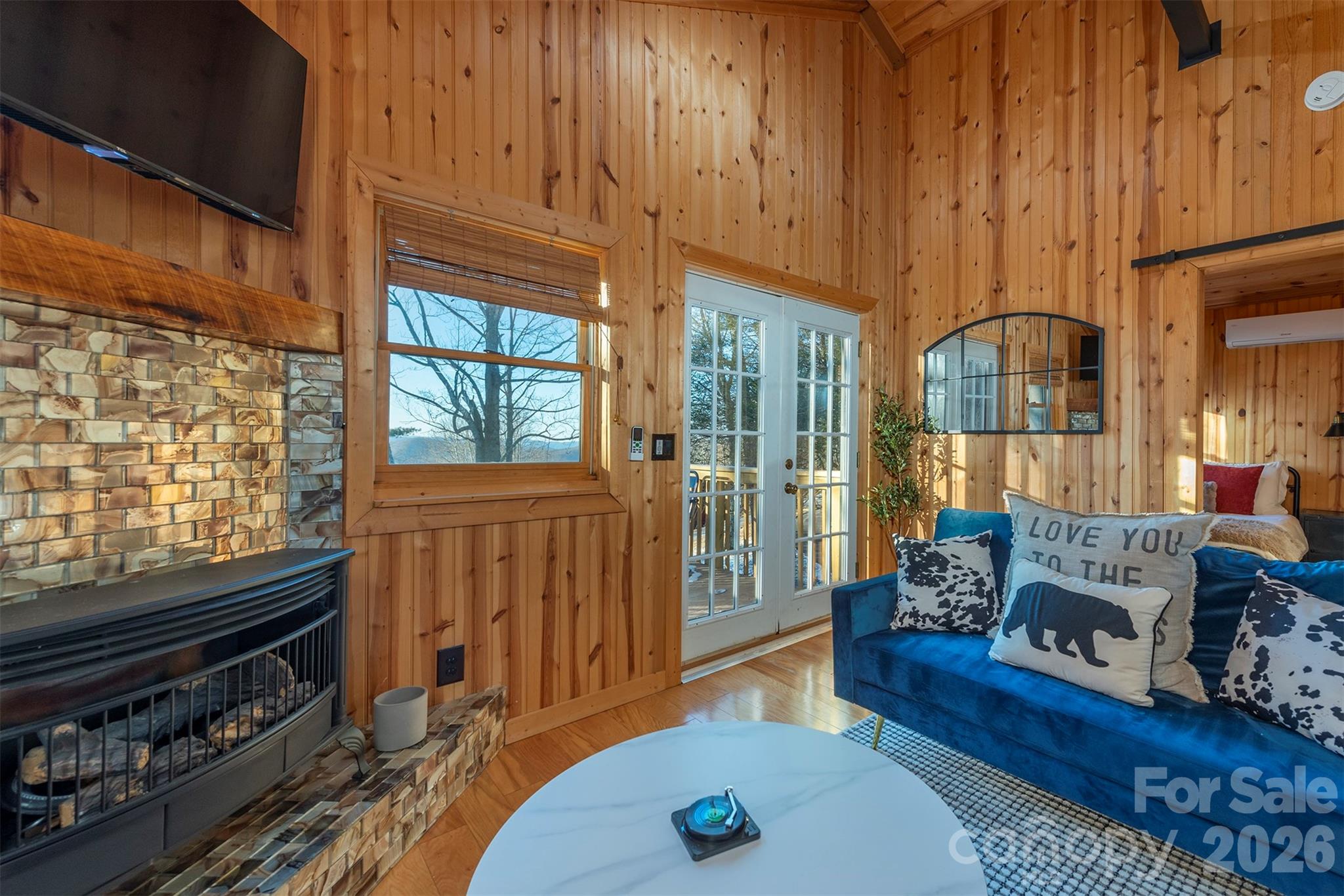 2338 El Miner Drive