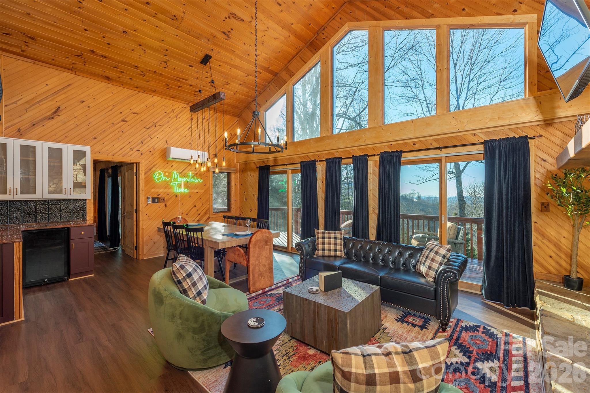 2338 El Miner Drive