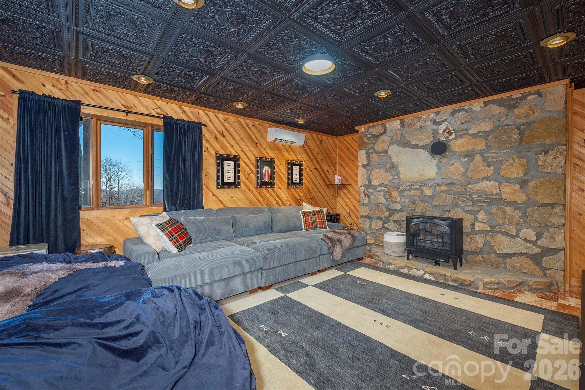2338 El Miner Drive