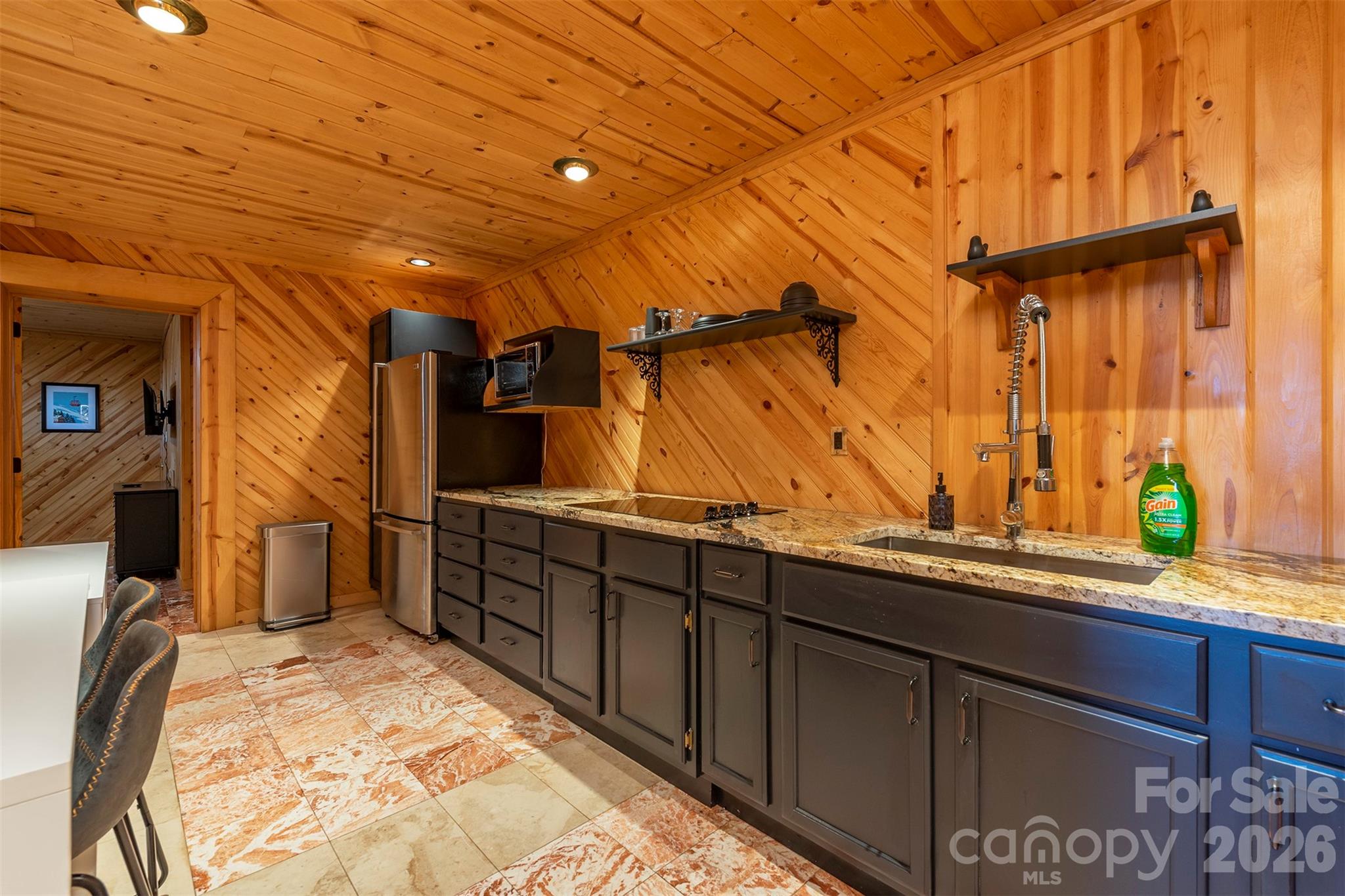 2338 El Miner Drive