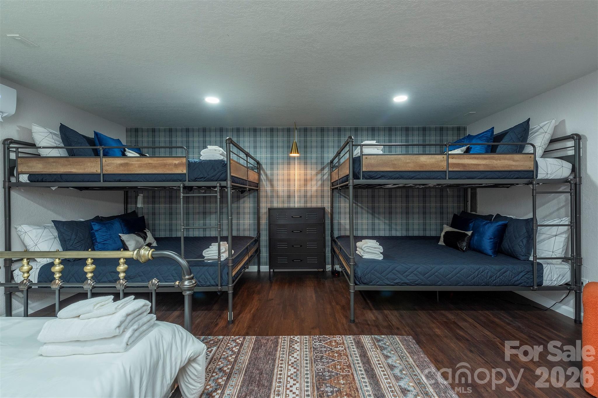 2338 El Miner Drive