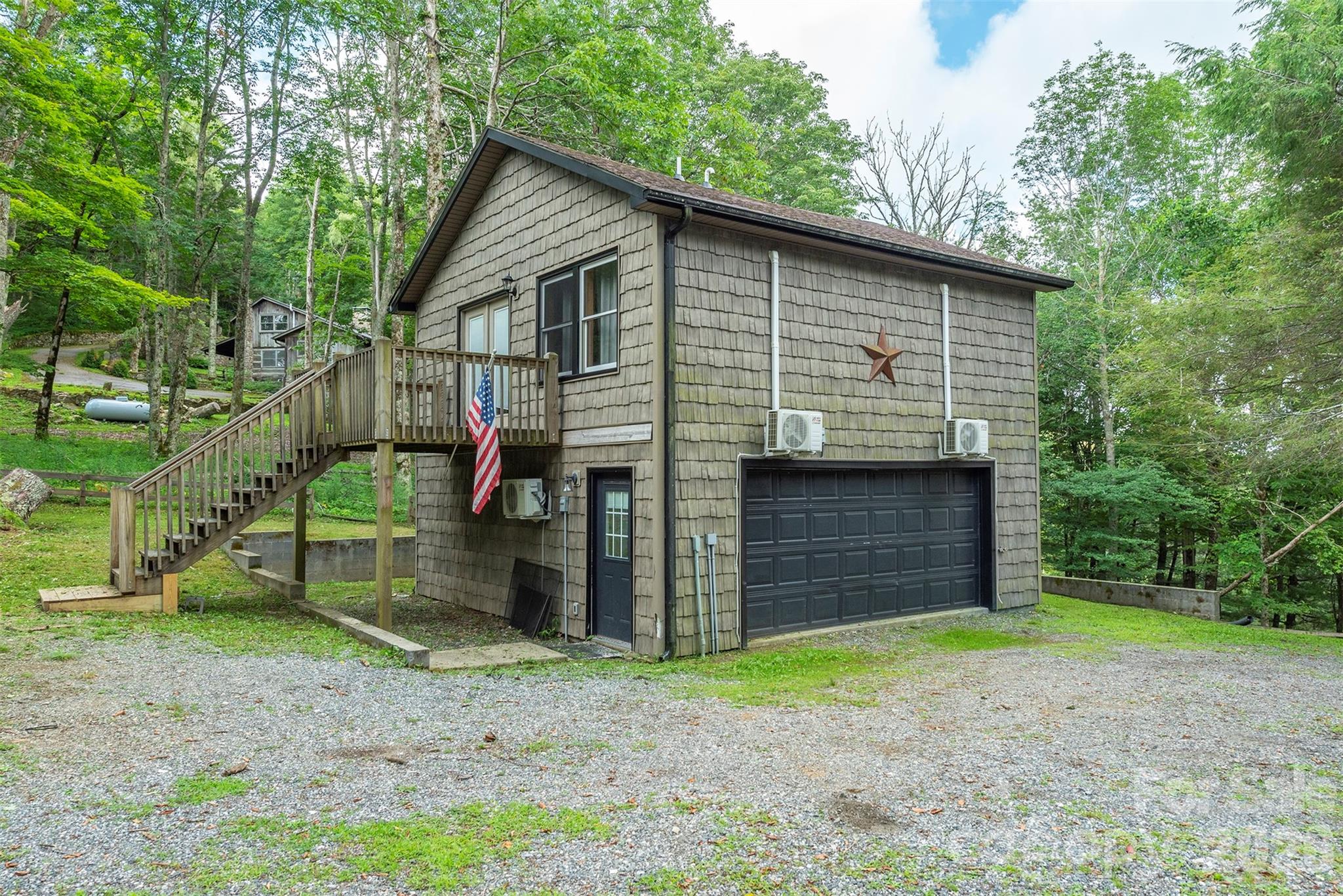 2338 El Miner Drive