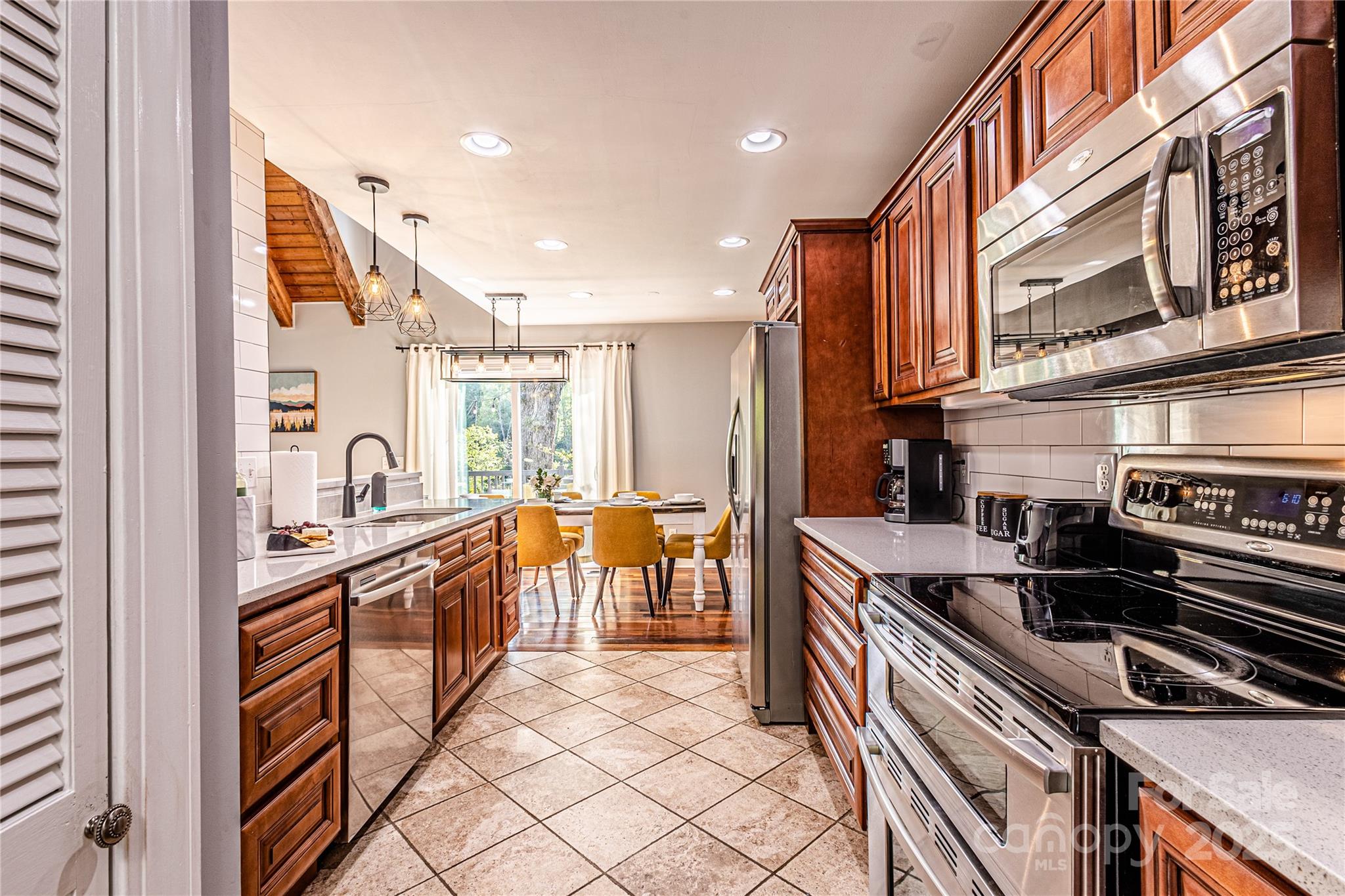 540 Toot Hollow Road