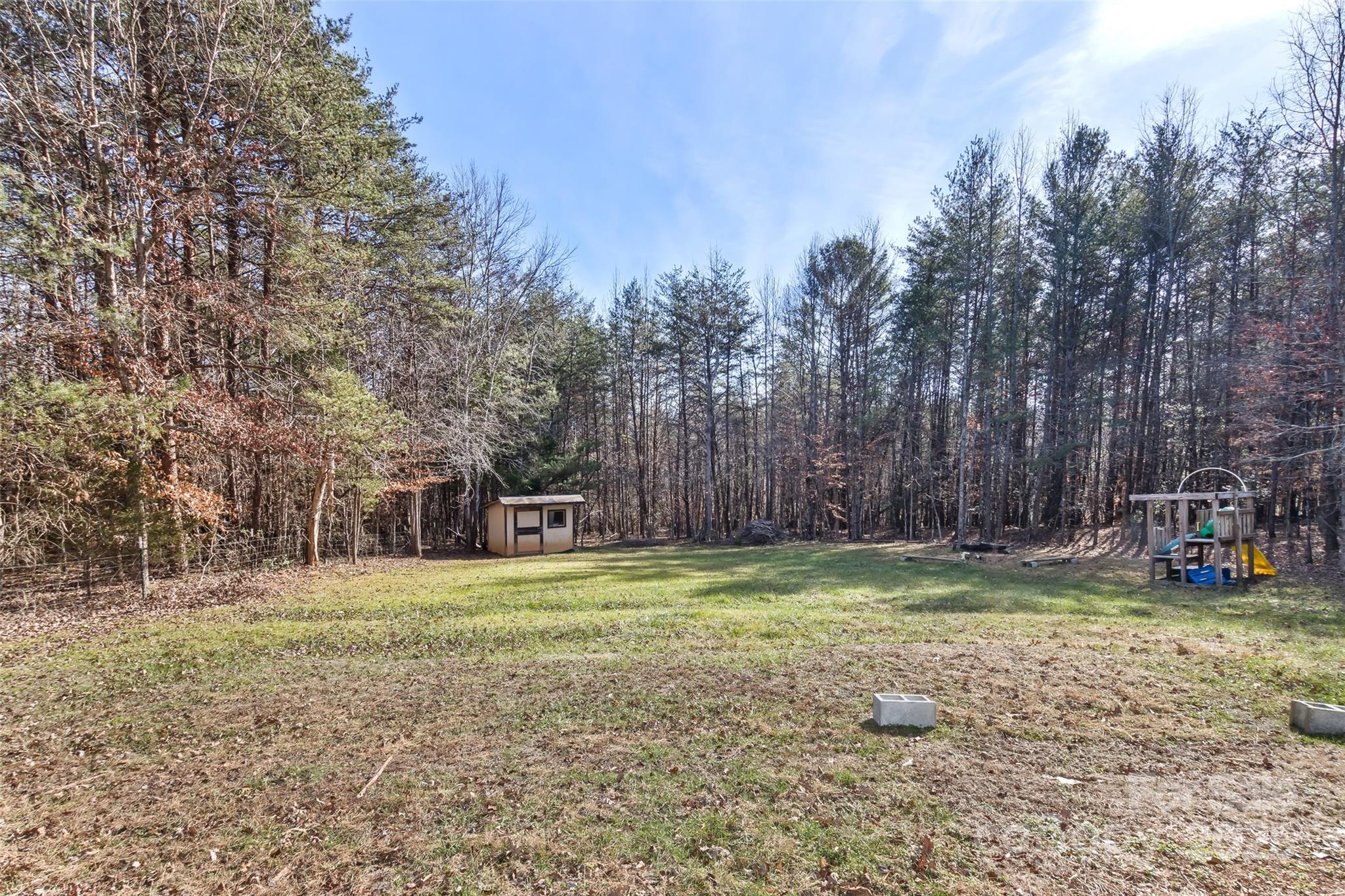 142 River Breeze Drive