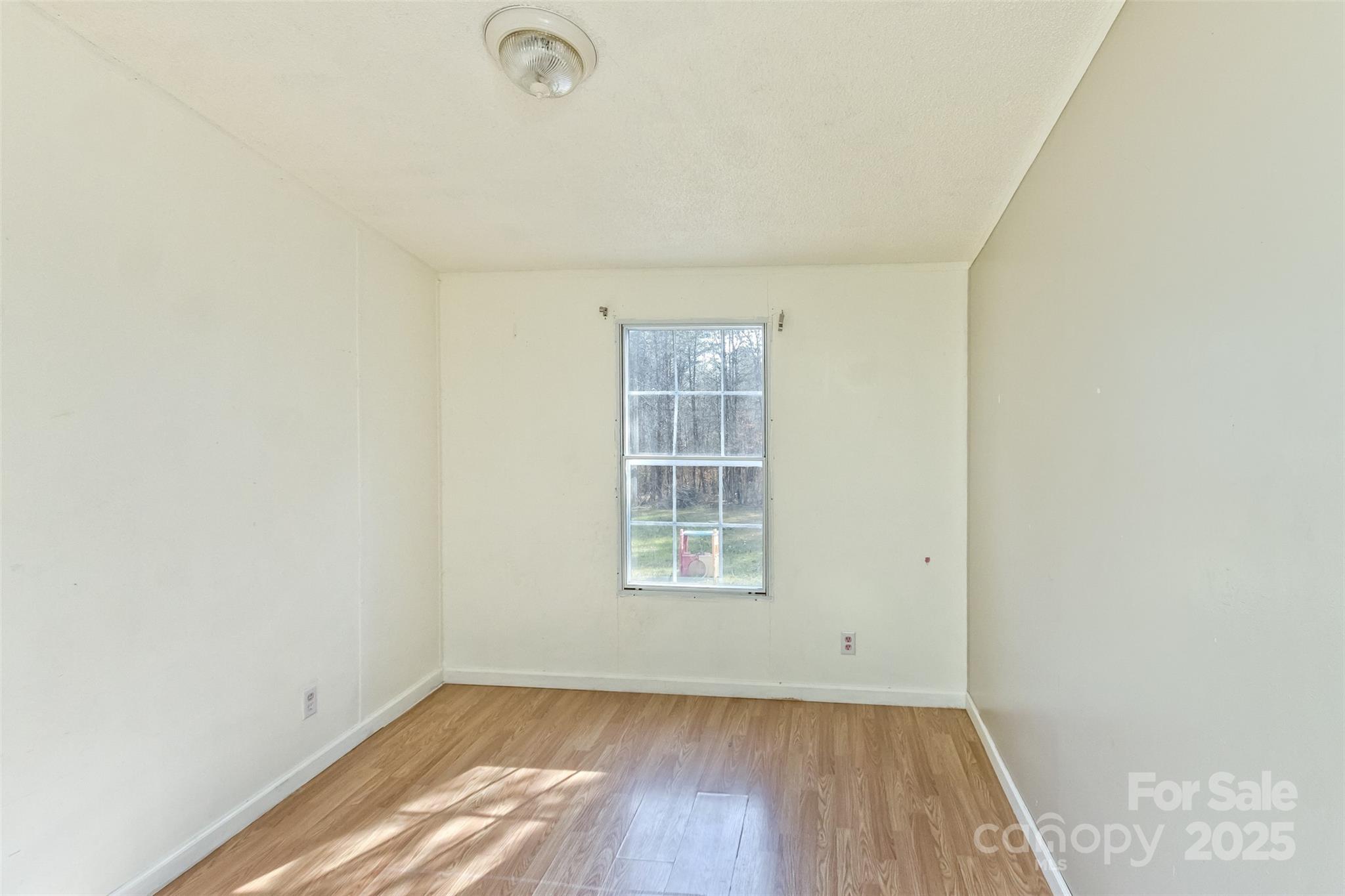 142 River Breeze Drive