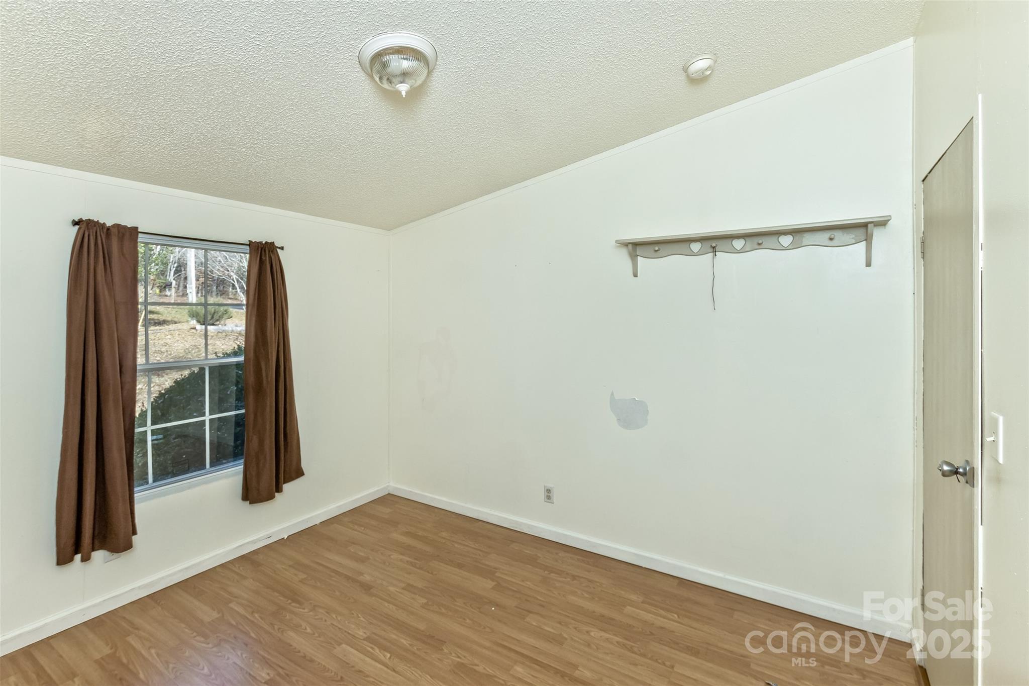 142 River Breeze Drive