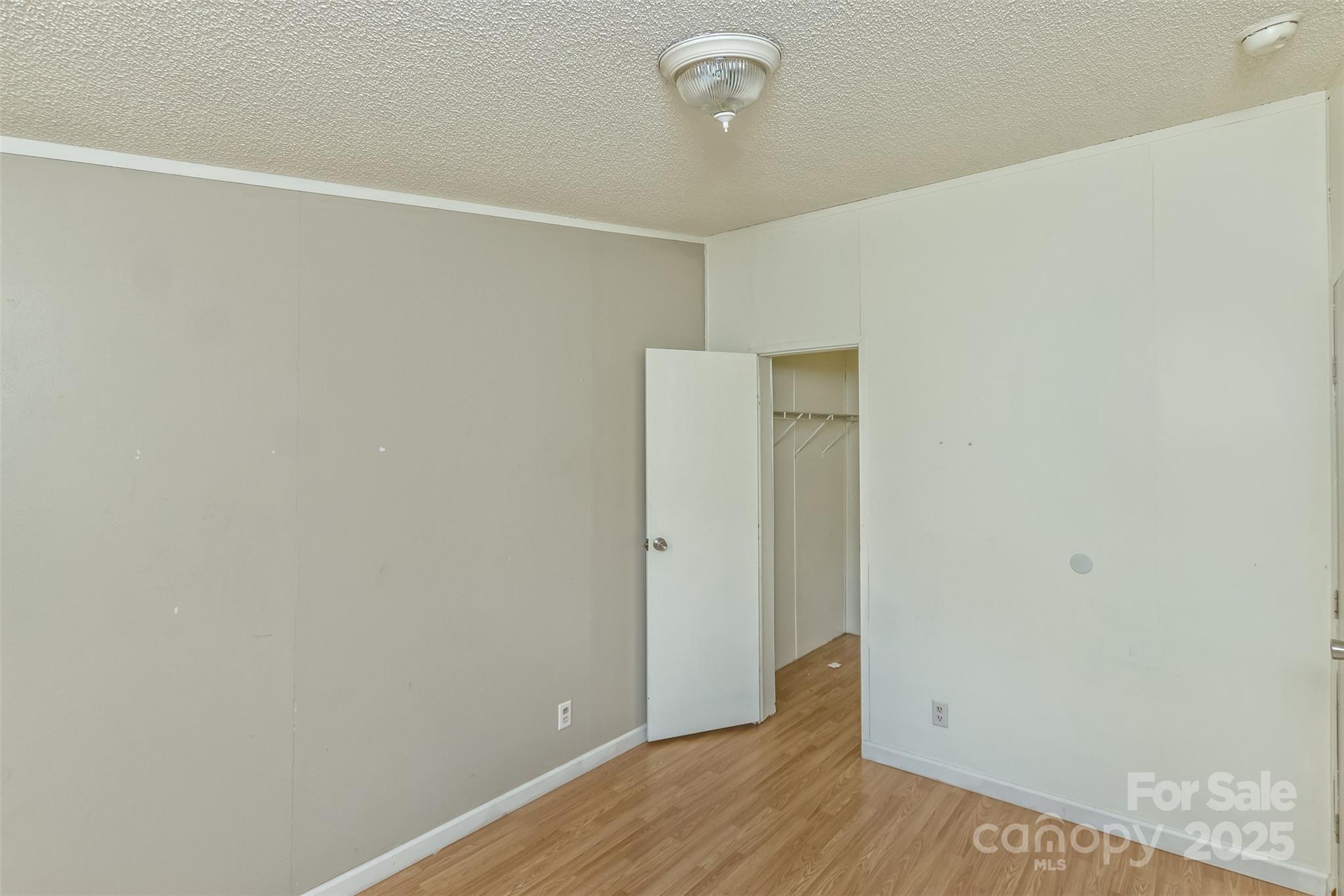 142 River Breeze Drive