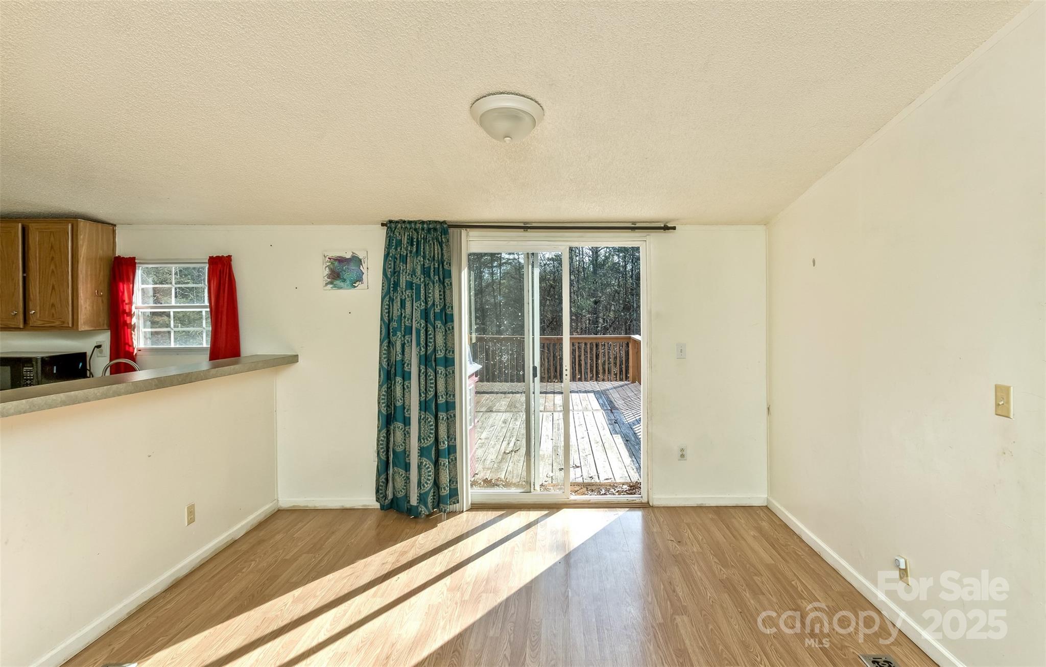 142 River Breeze Drive