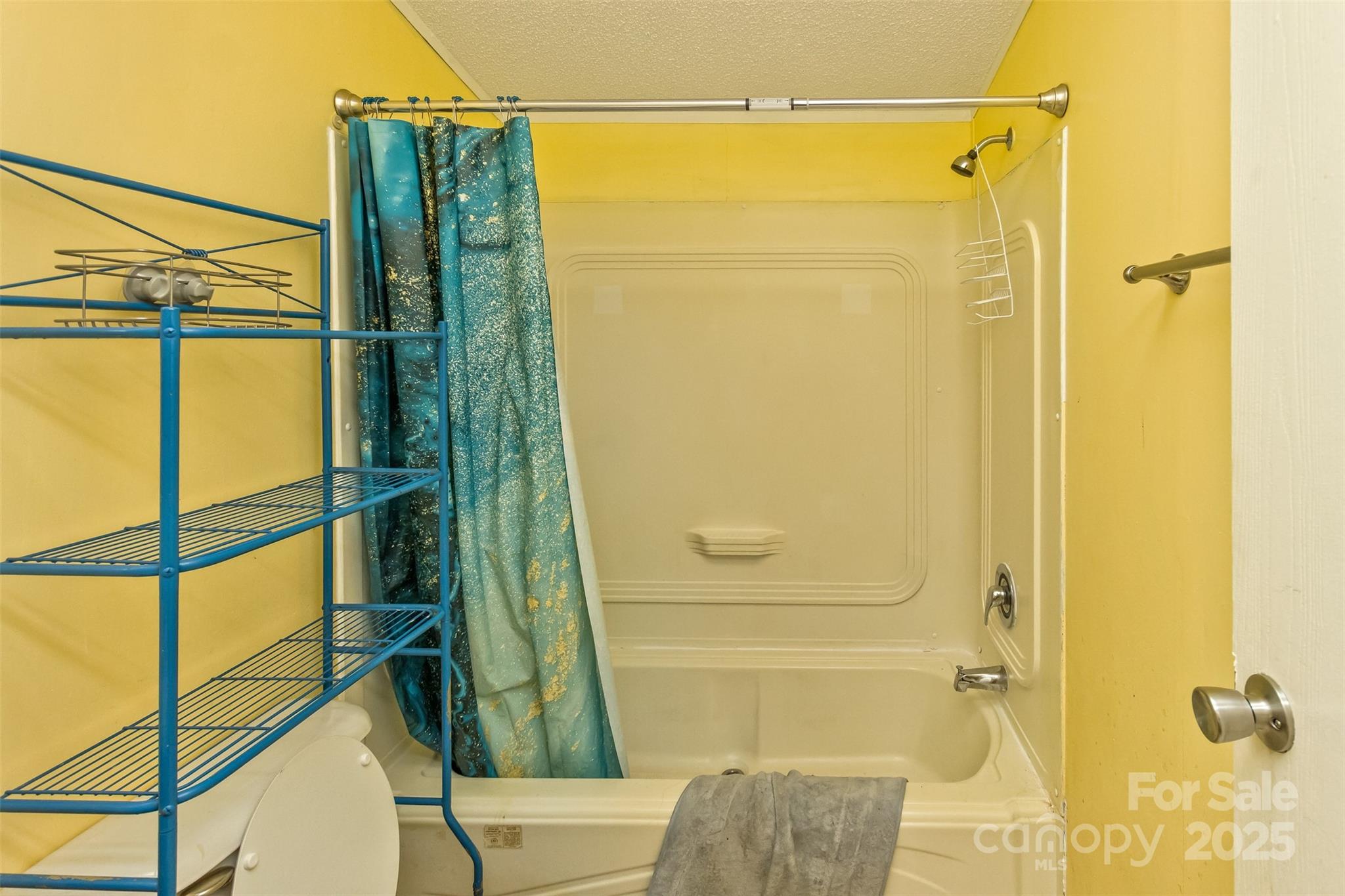 142 River Breeze Drive