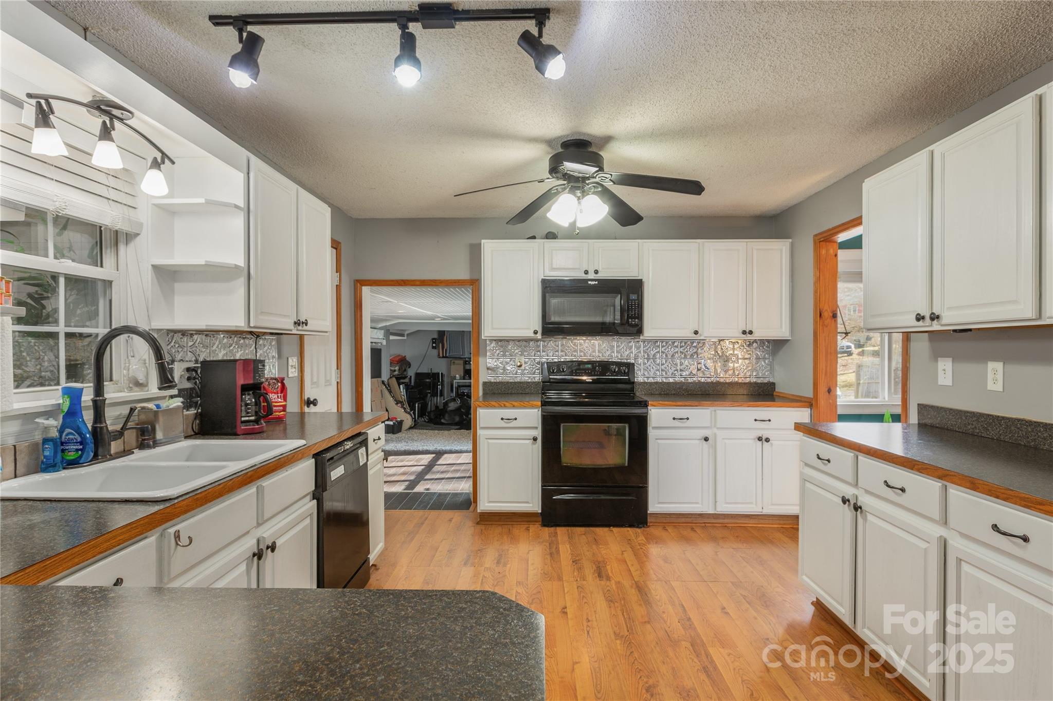 333 Oakview Park Road