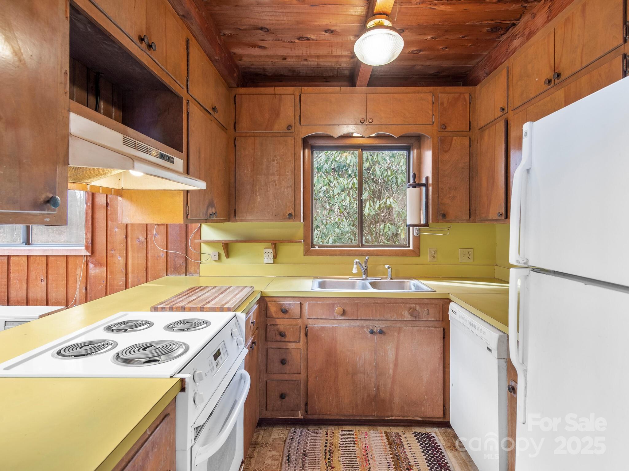 8 Owlet Drive