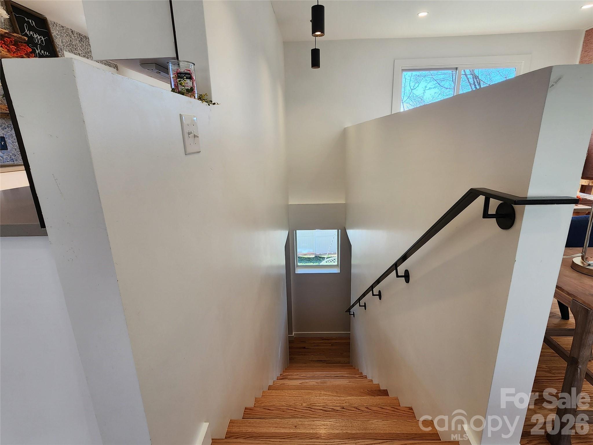 113 Hillside Street