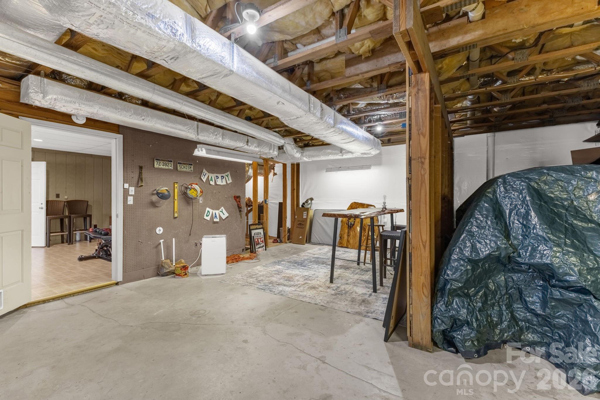 11 Poplar Drive