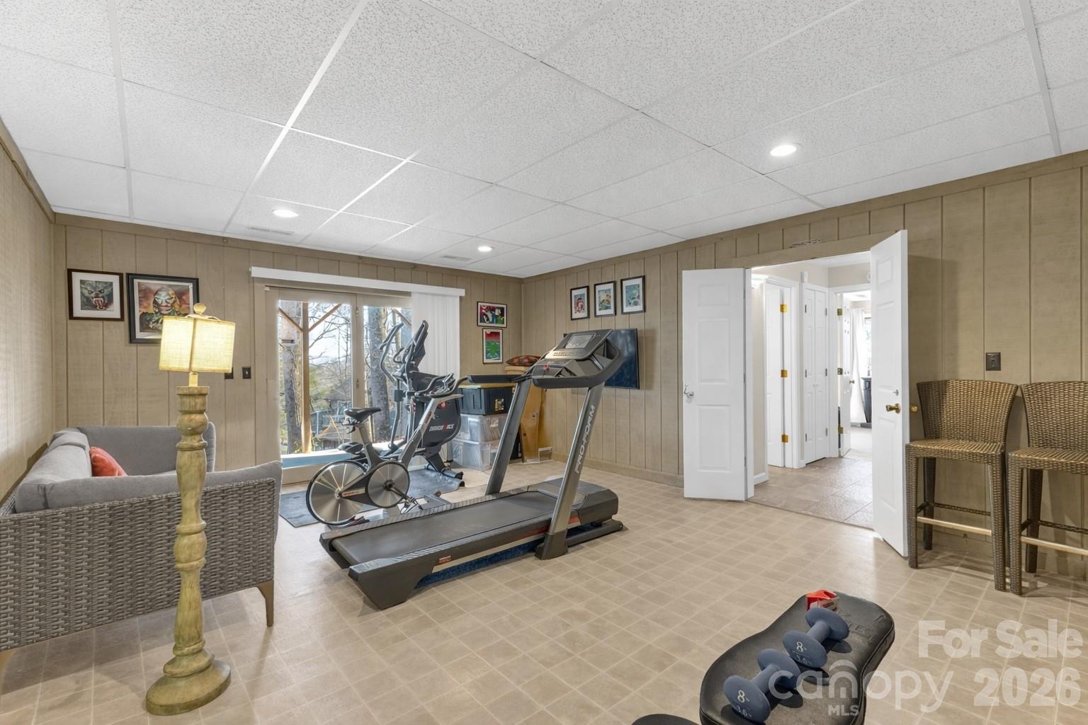 11 Poplar Drive