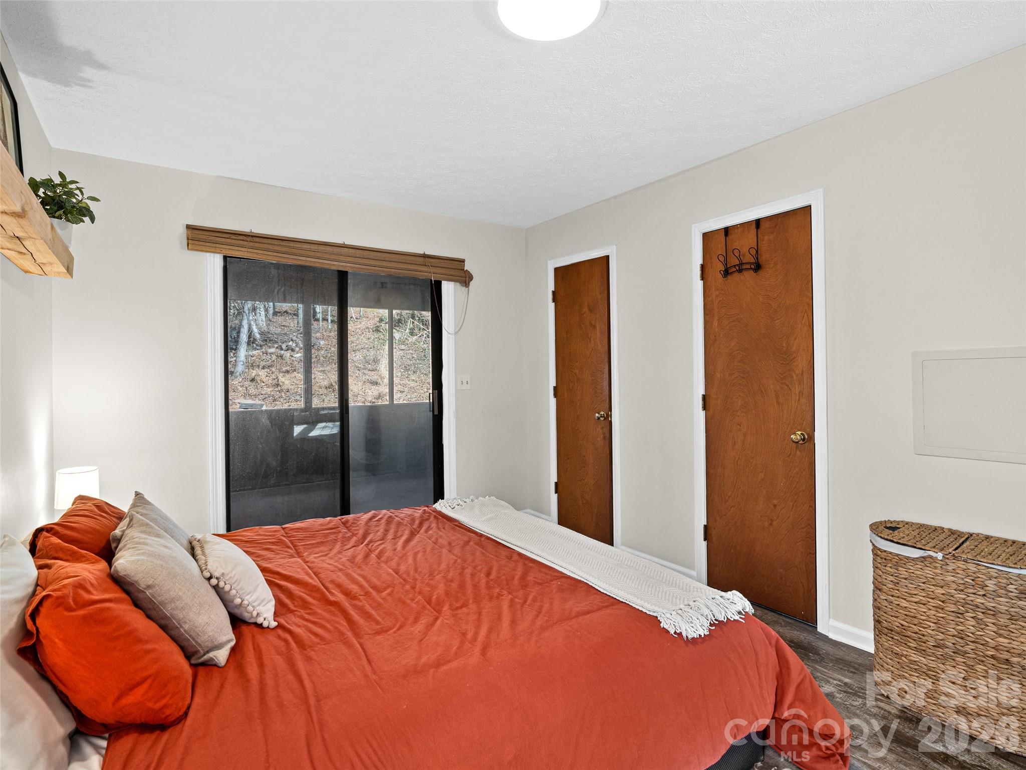 1 Thornwood Lane