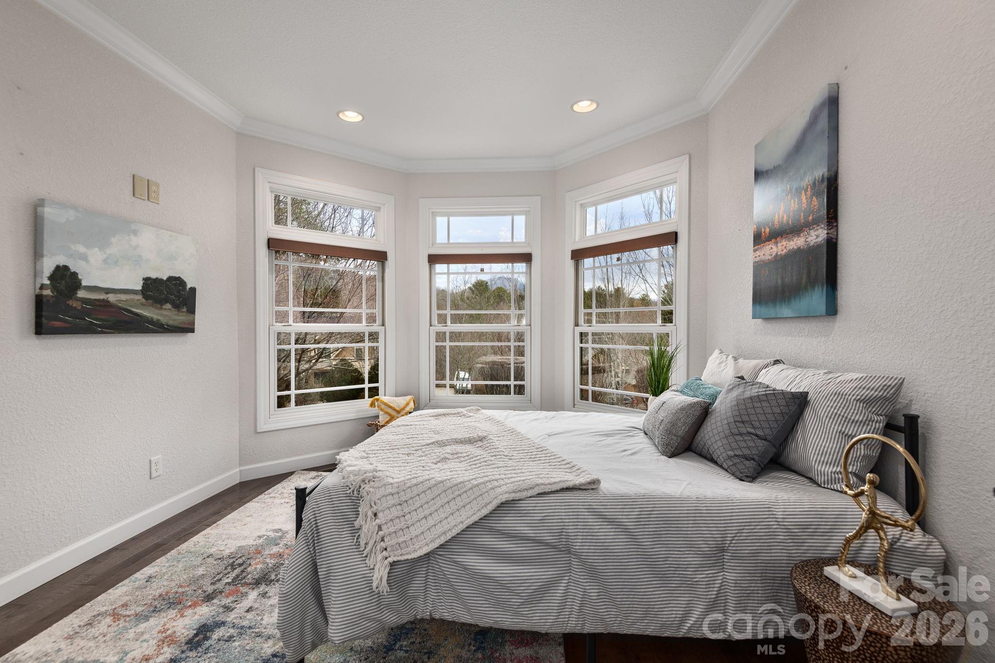 86 Oak Hollow Drive