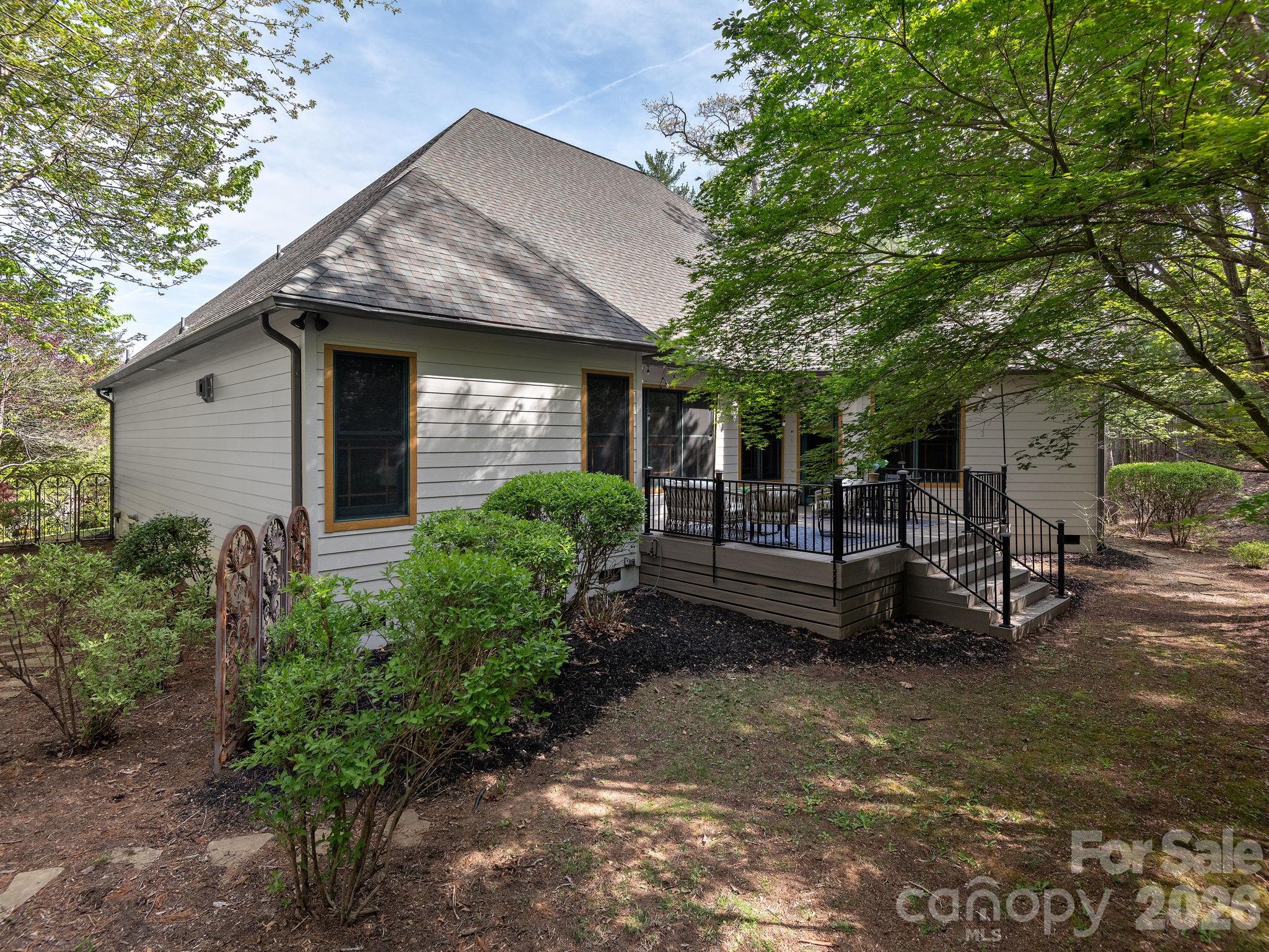 86 Oak Hollow Drive