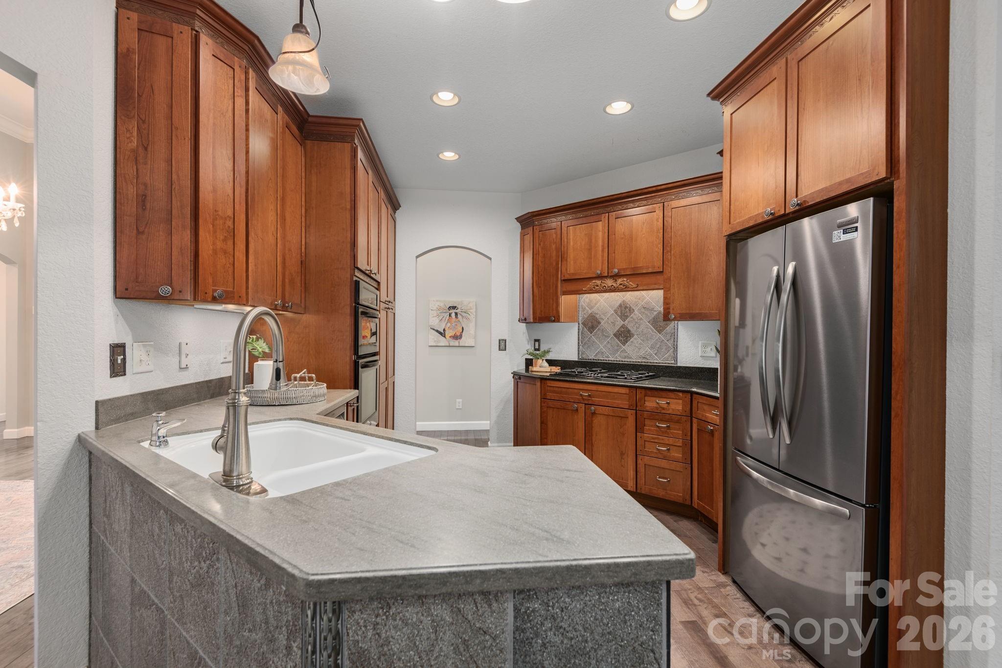 86 Oak Hollow Drive