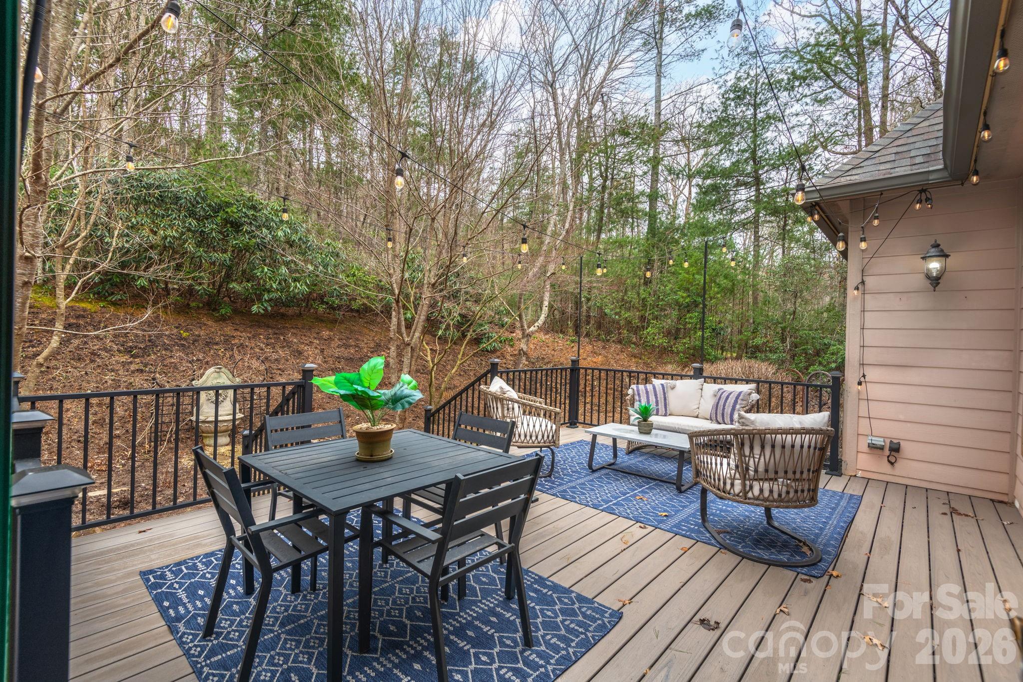 86 Oak Hollow Drive