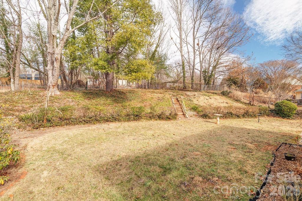 93 Stoney Hill Court