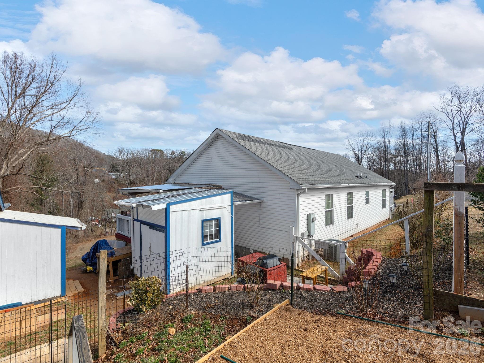 373 Starnes Cove Road