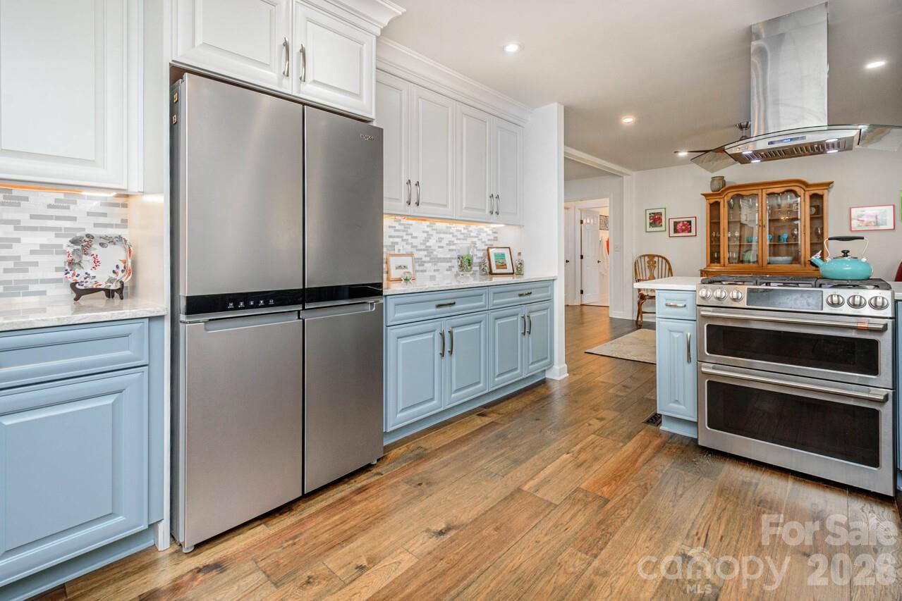 355 Mockingbird Drive