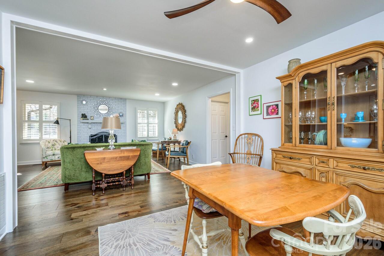 355 Mockingbird Drive