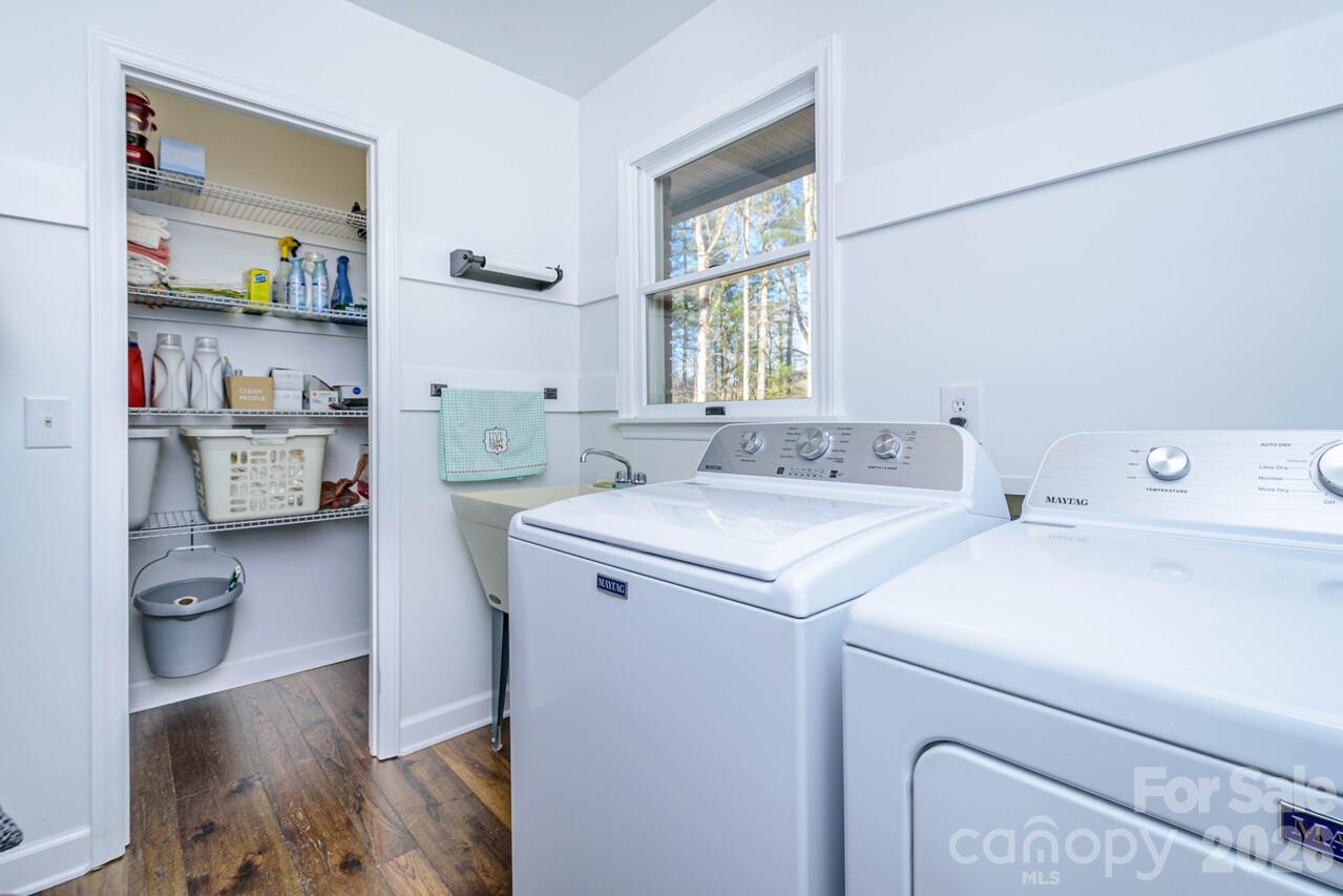 355 Mockingbird Drive