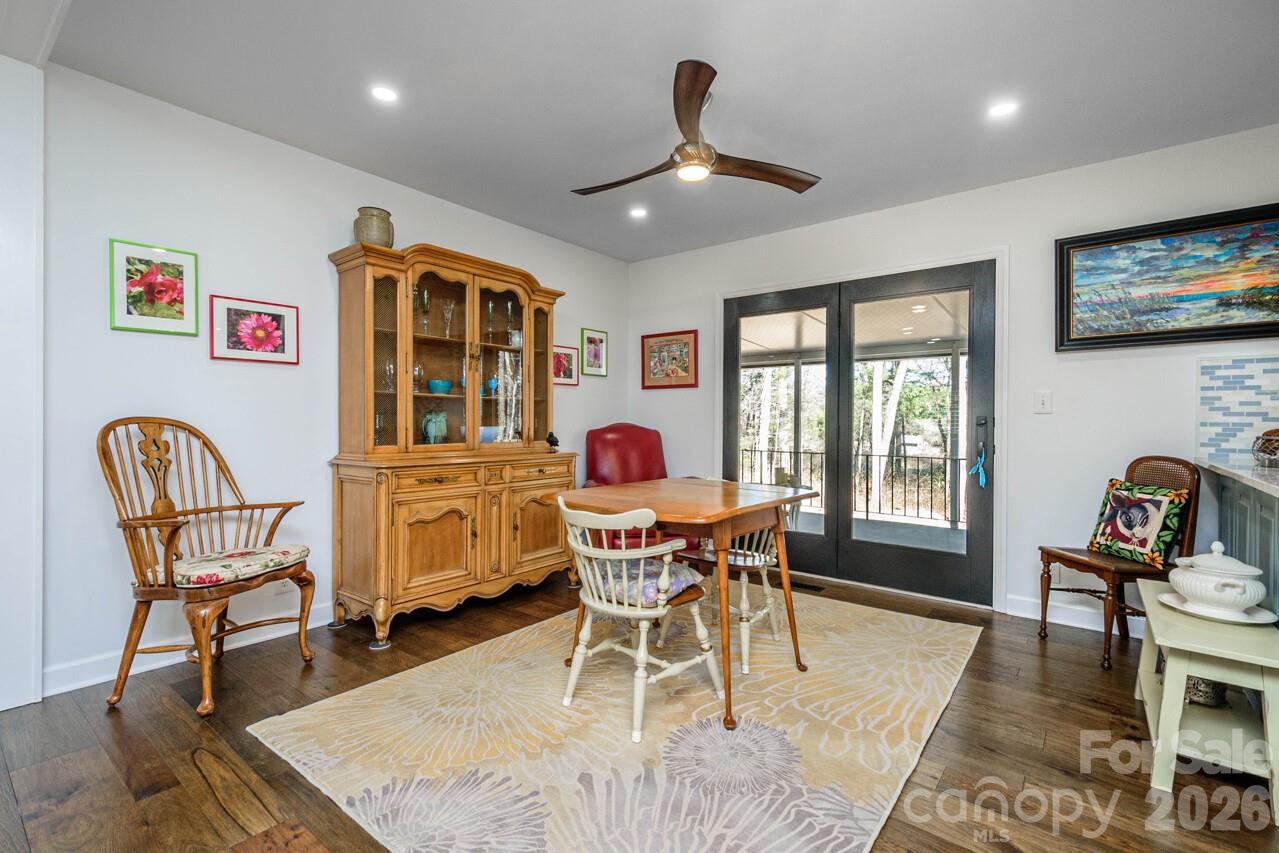 355 Mockingbird Drive