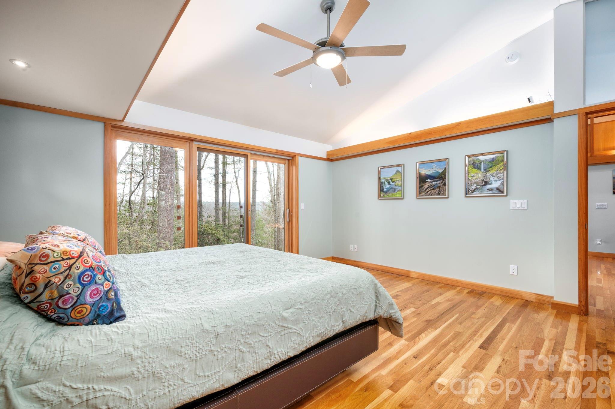 521 Wood Thrush Court