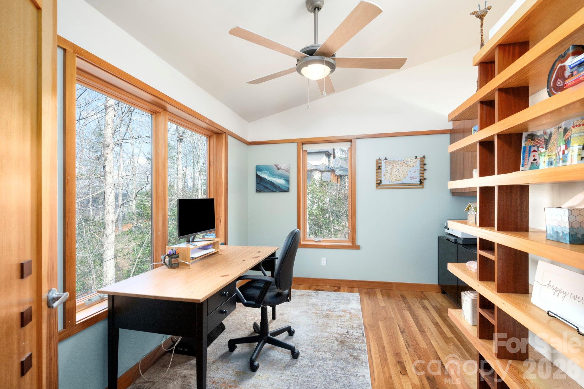 521 Wood Thrush Court