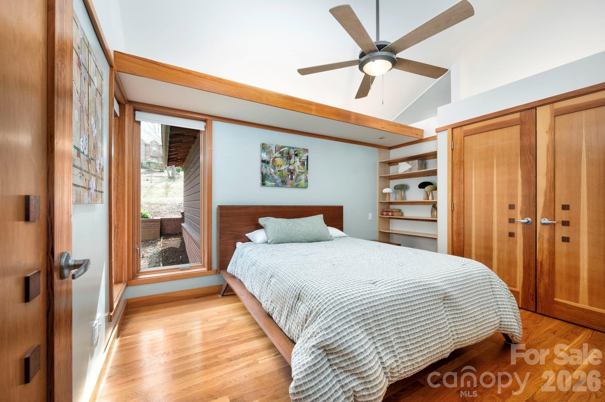 521 Wood Thrush Court