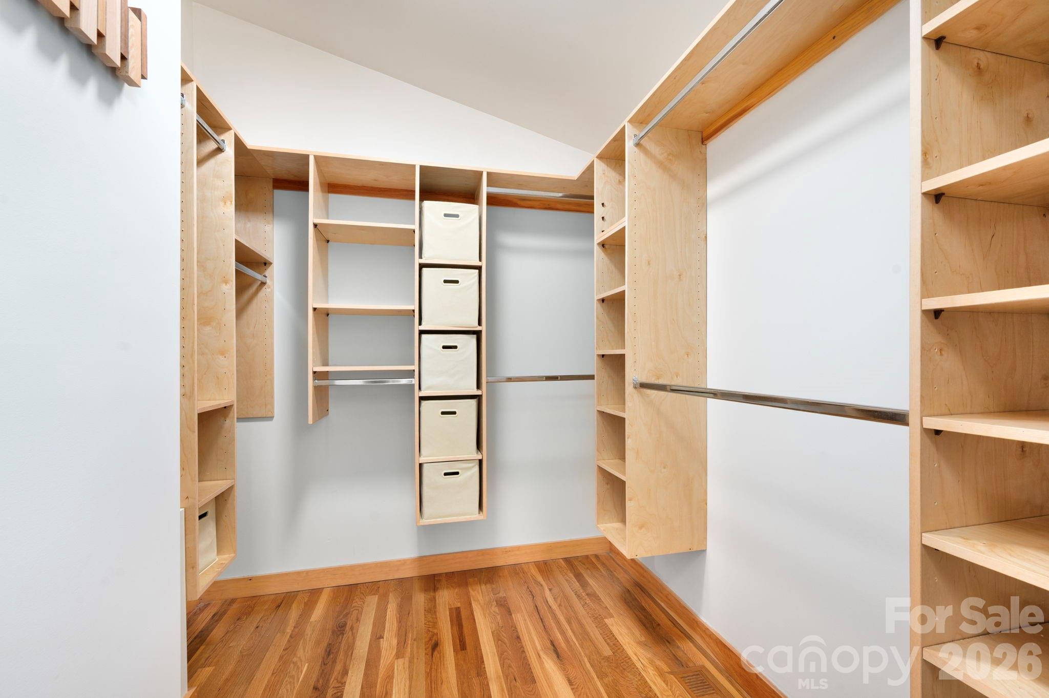 521 Wood Thrush Court