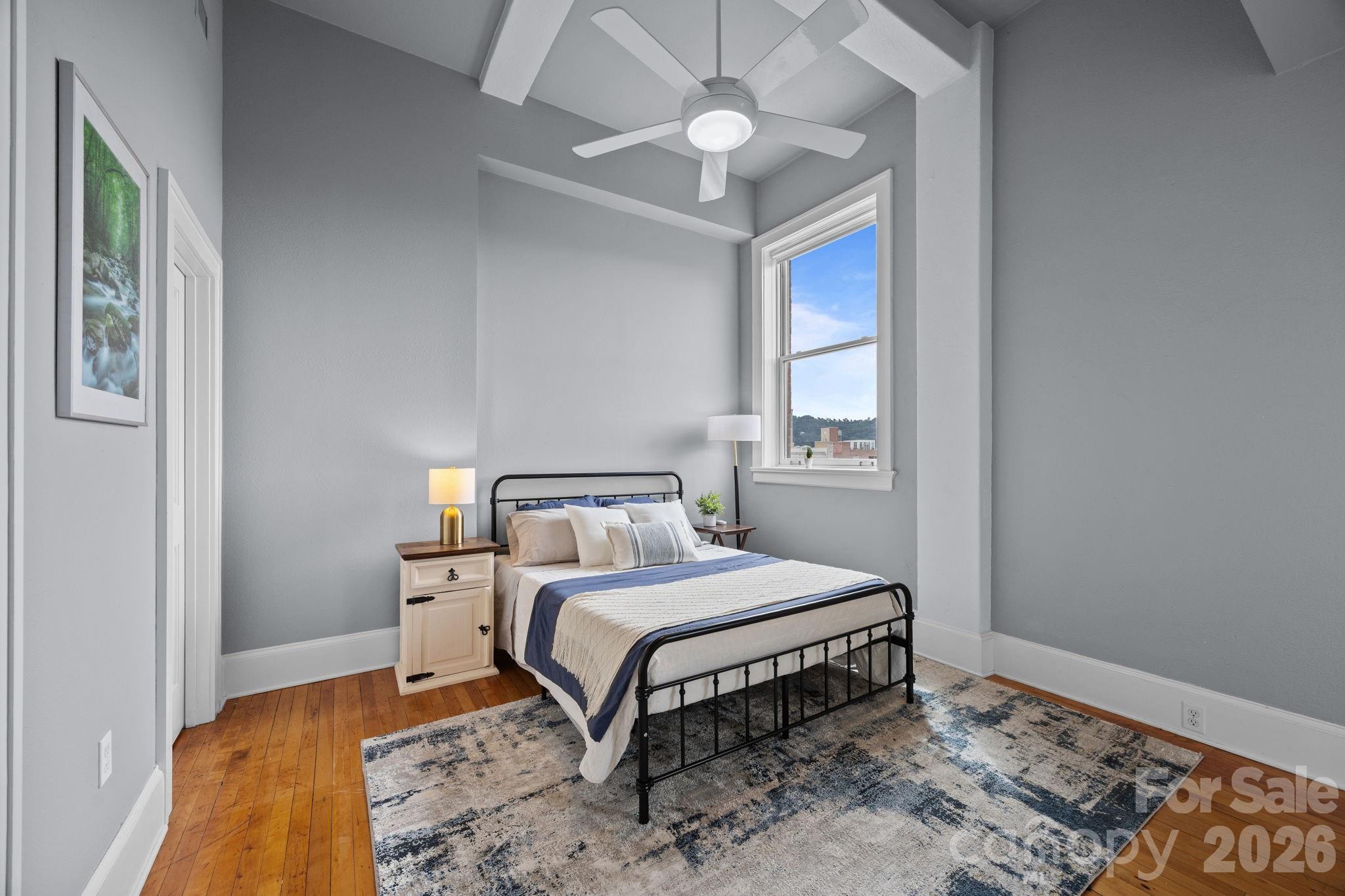 84 W Walnut Street Unit: 405