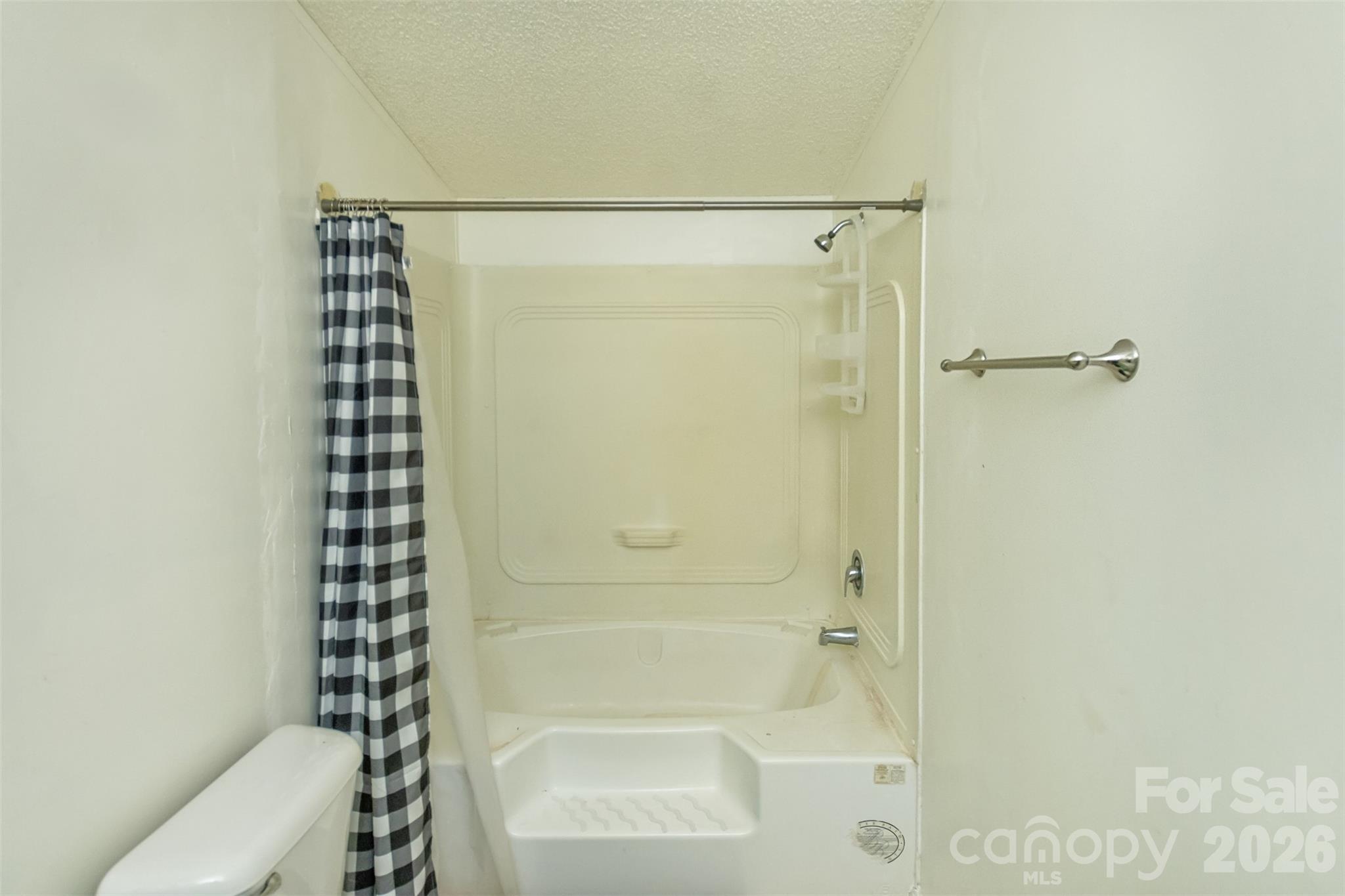 142 River Breeze Drive