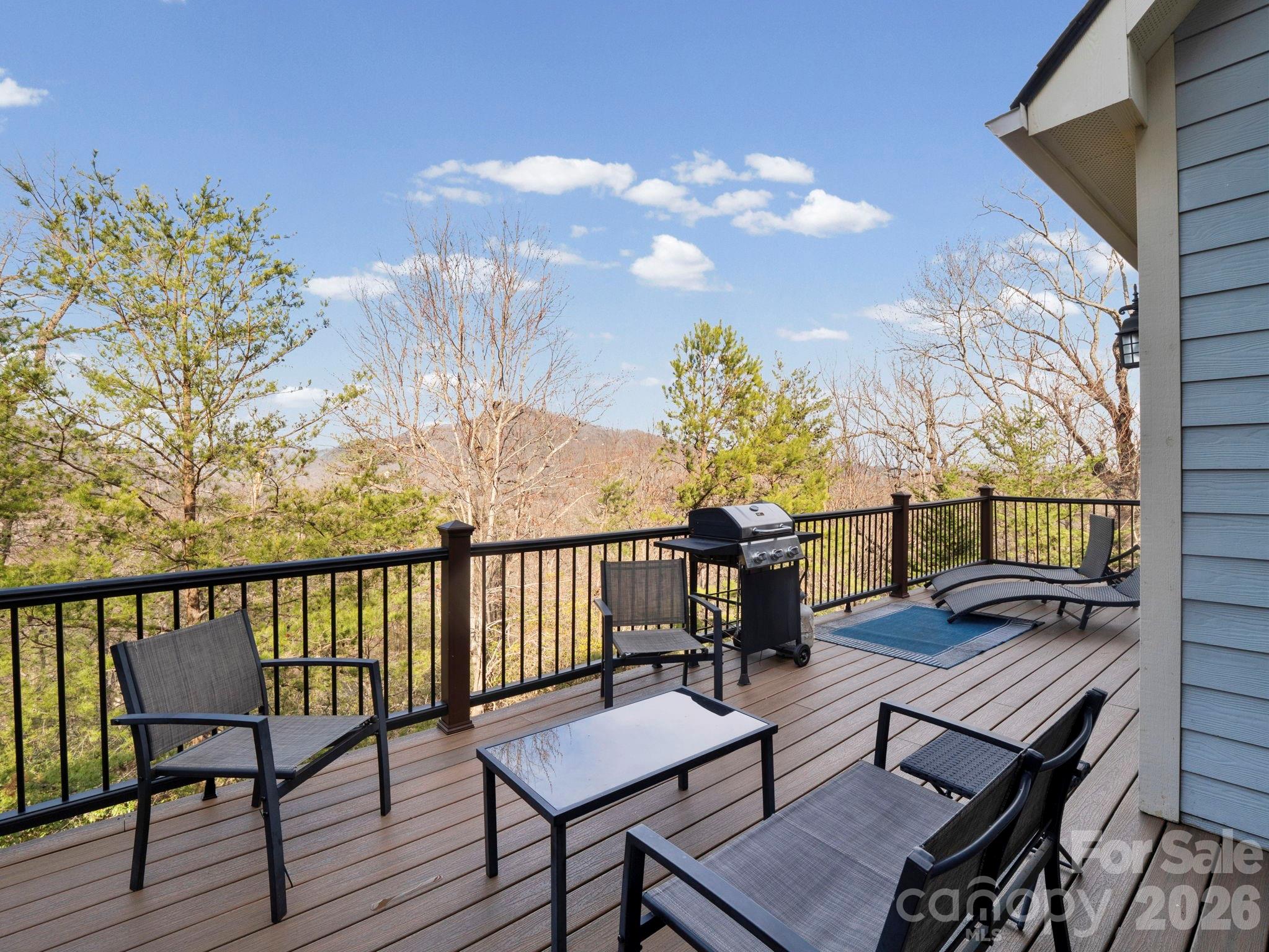 308 Bluebird Road