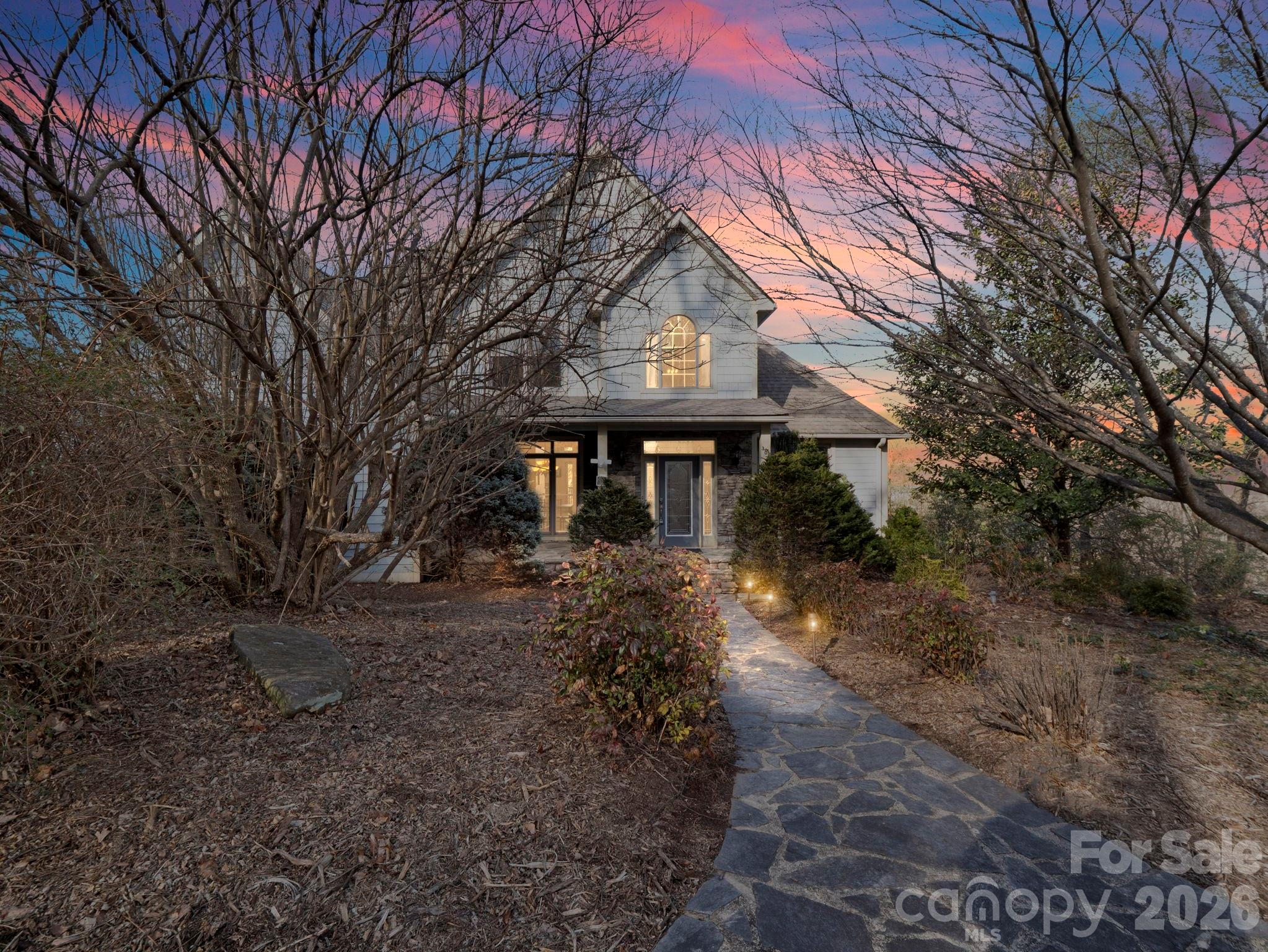 308 Bluebird Road