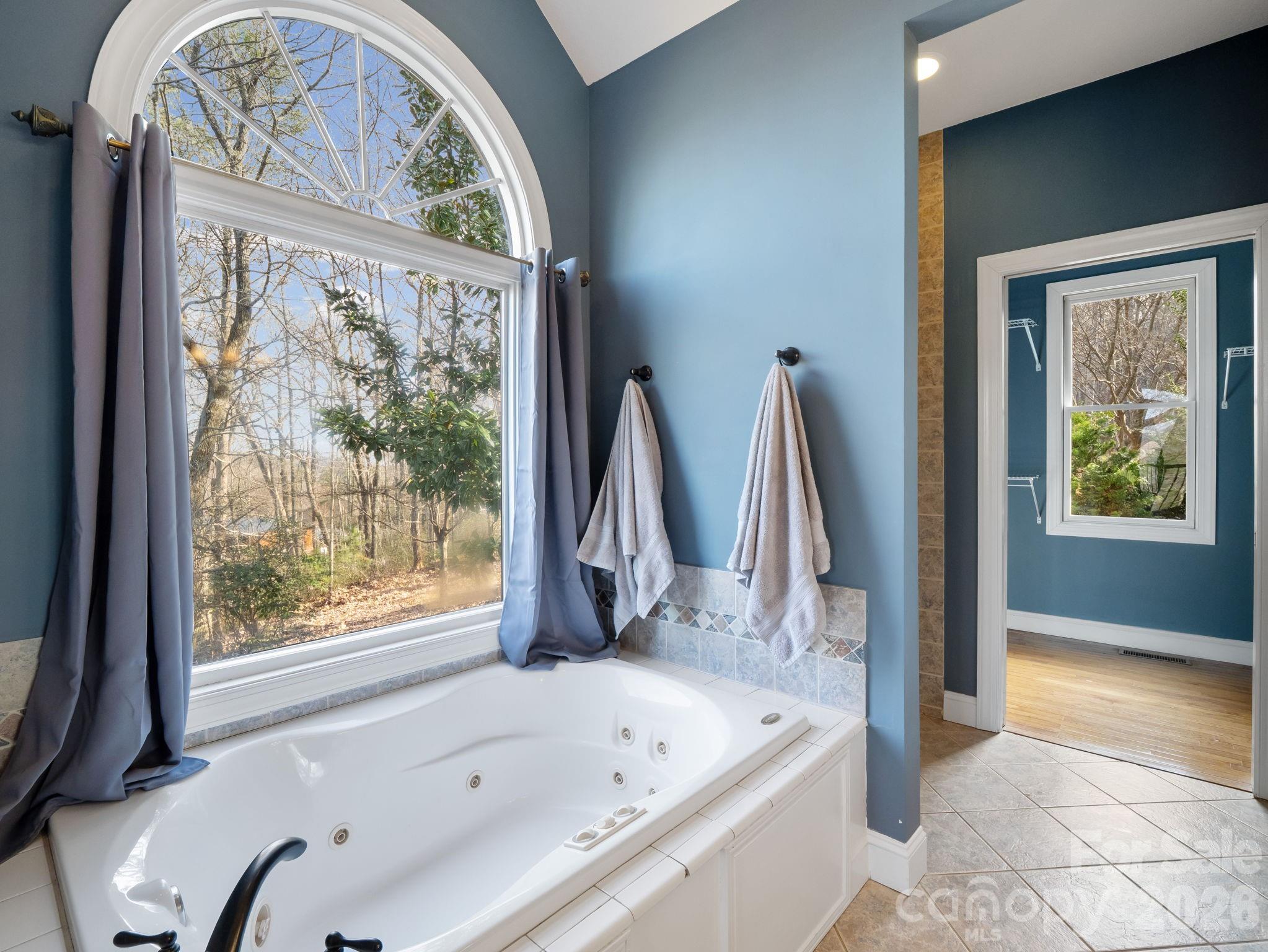 308 Bluebird Road