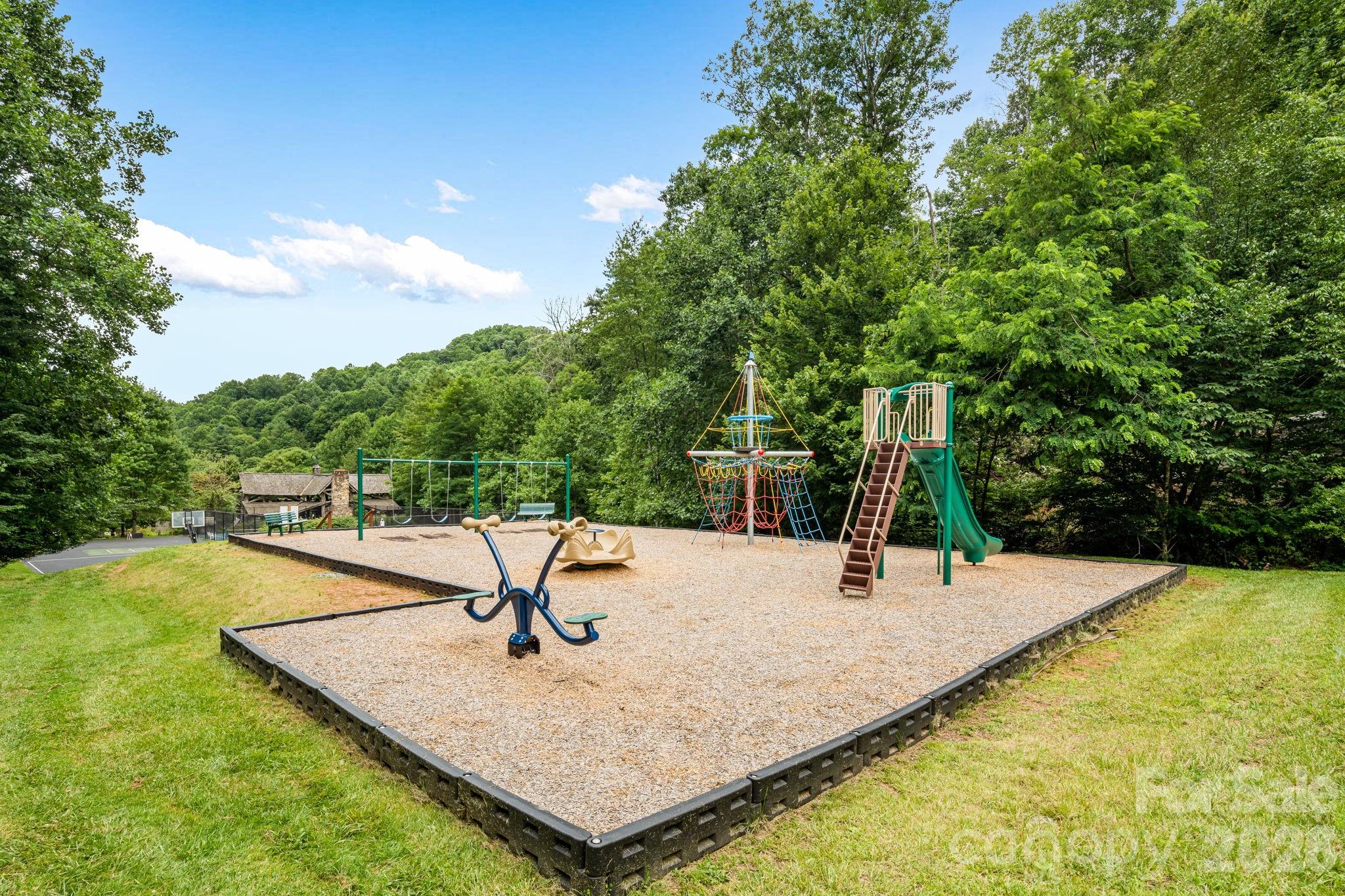 422 Glenaire Drive