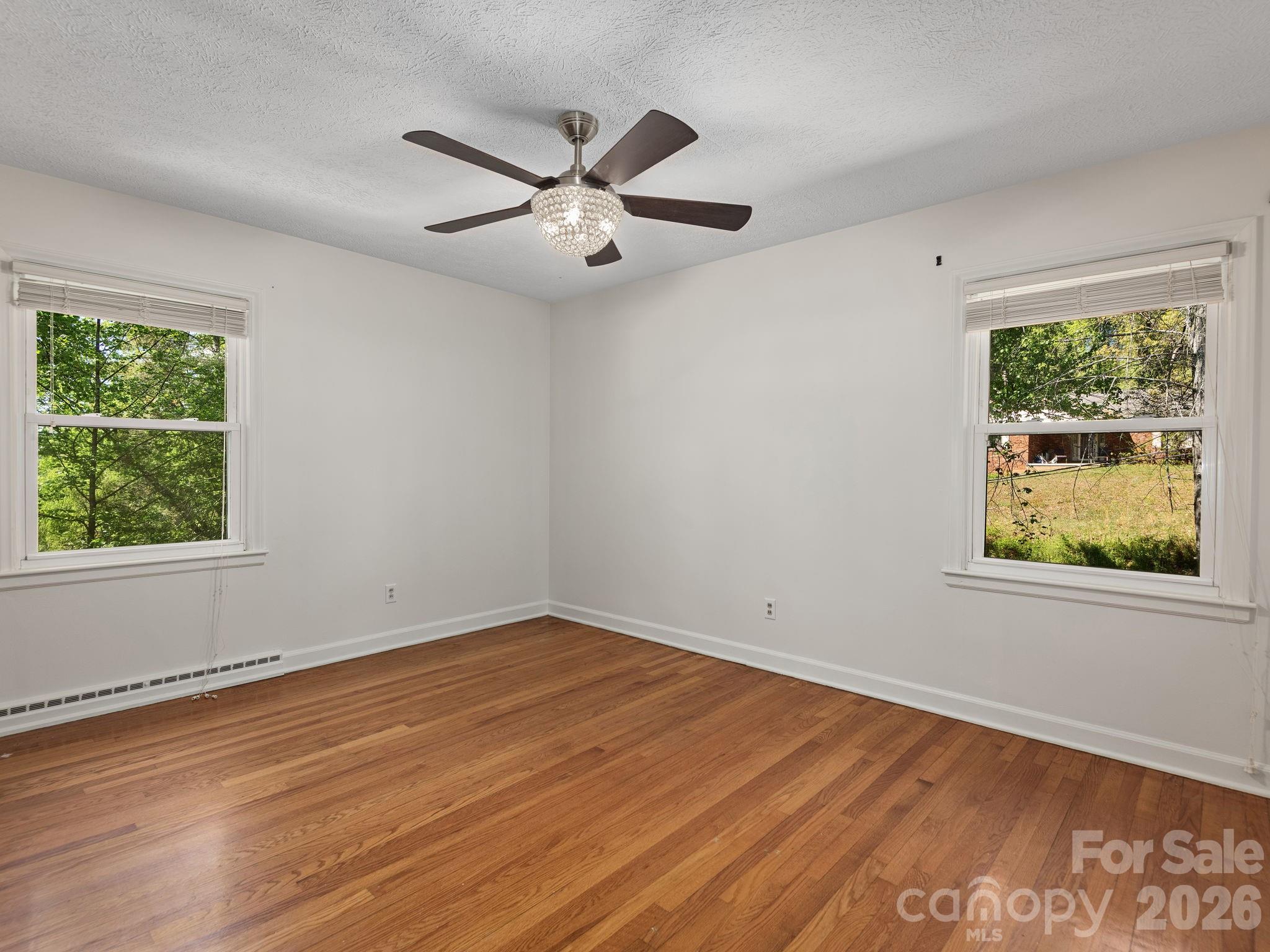 8 Fernlawn Road
