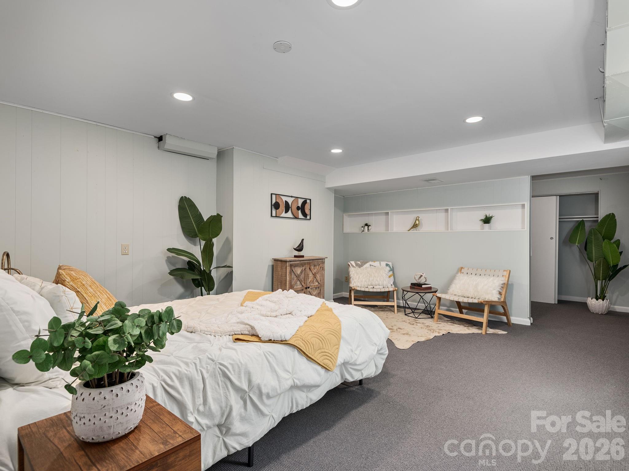 8 Fernlawn Road
